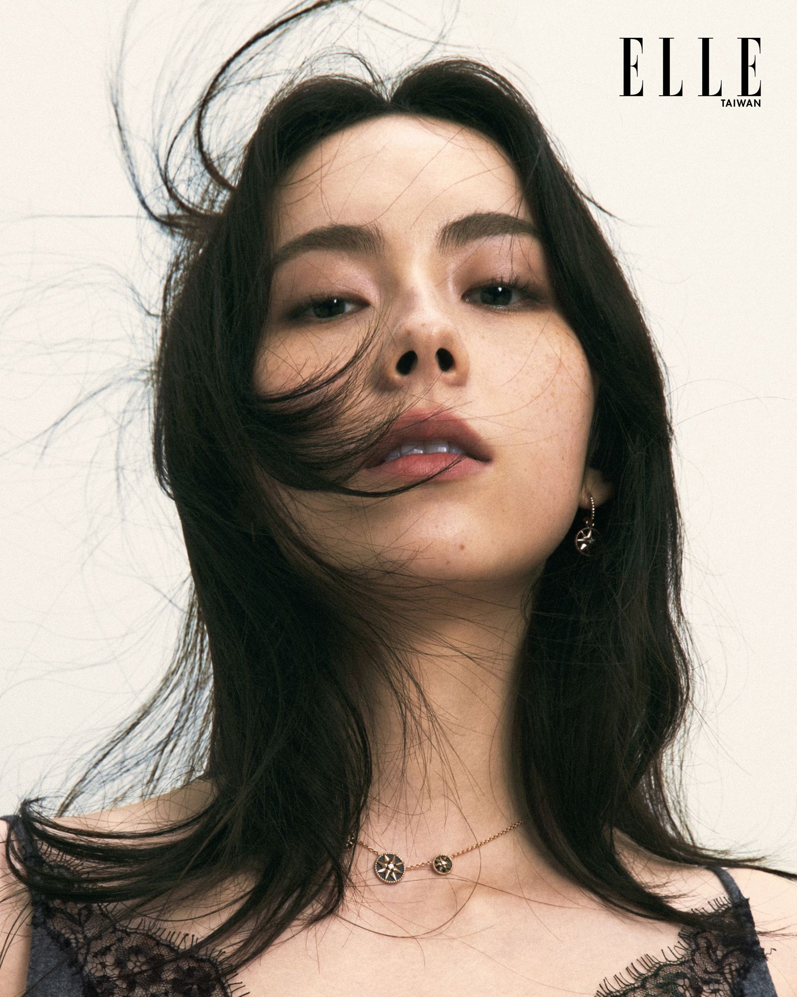 林奕嵐不斷讓自己升級，持續在表演路上探索。ELLE TAIWAN提供
