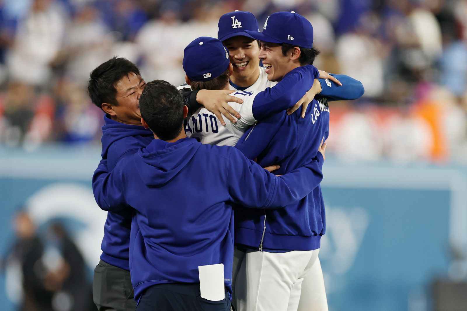 大谷翔平讚山本由伸「世界第一投手」　日本三連線助世界大賽二連霸創紀錄