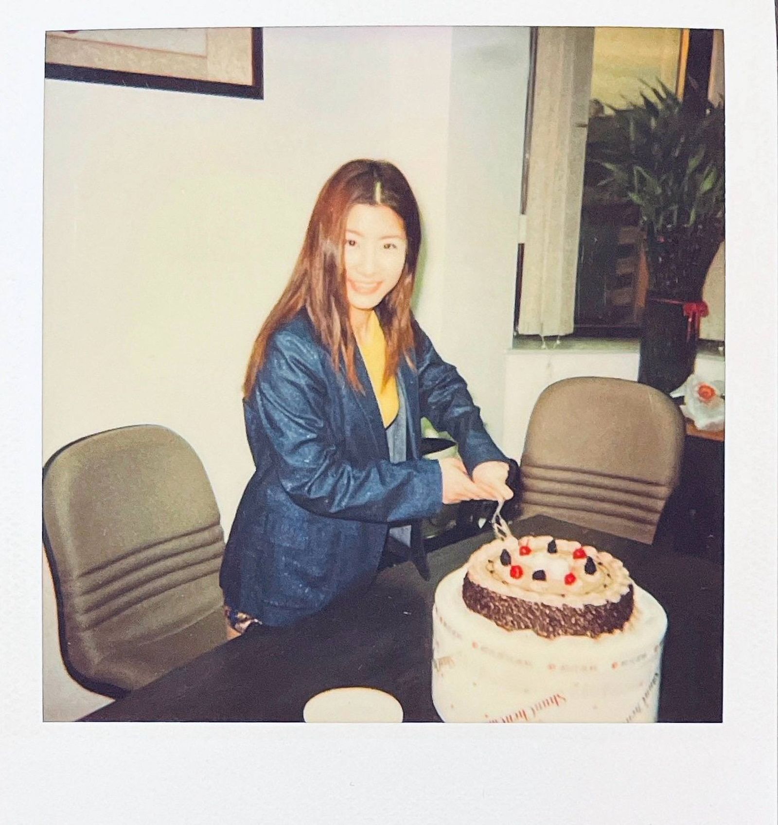 陶莉萍從汶萊來台灣發展，歌曲〈好想再聽一遍〉走紅後，她一年可跑300場左右的商演與校園演唱會。陶莉萍提供