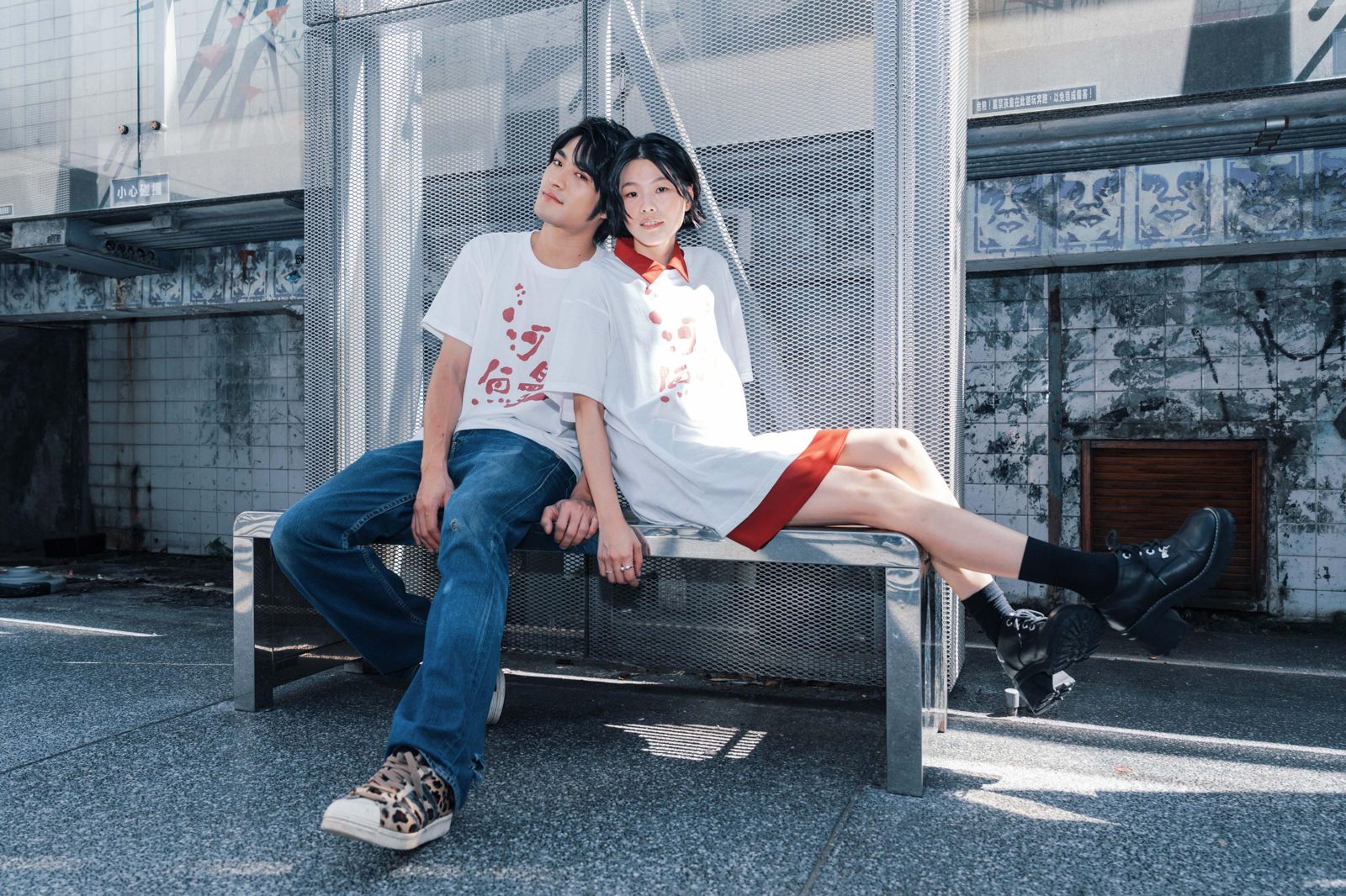 玉女歌手柯泯薰挑戰一鏡到底「綑綁性愛戲」　笑喊：爸媽看完可能跟我斷絕關係