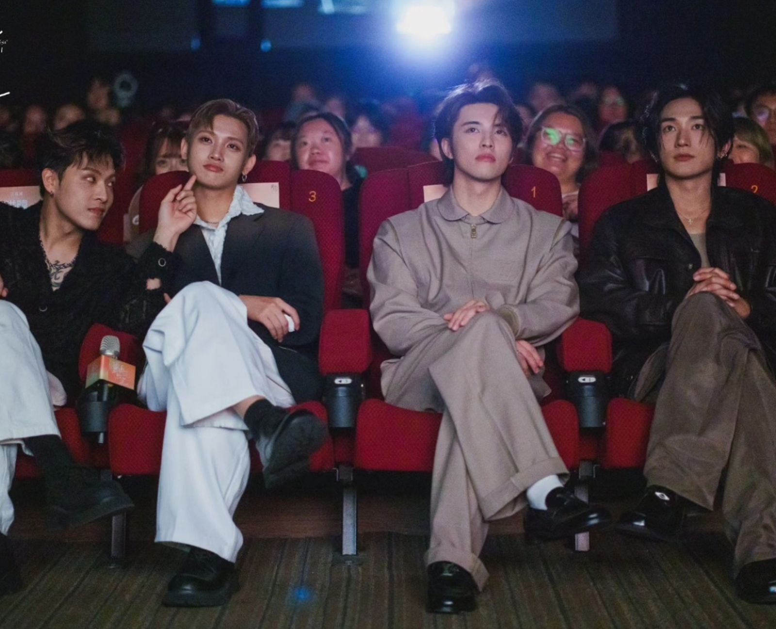 王智騫《靈魂約定》終映場放閃范麒智　卻遭一人緊貼