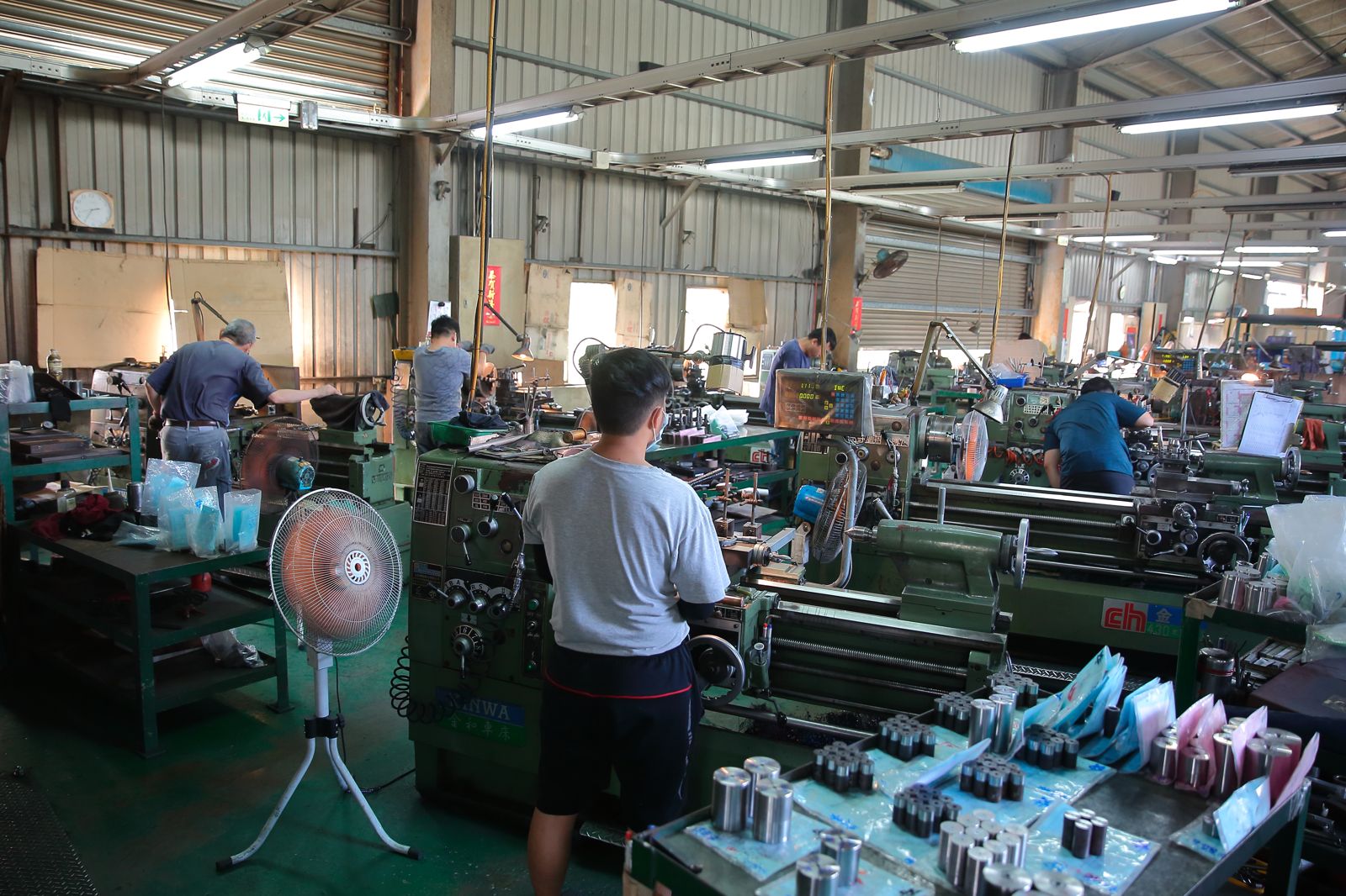 匯率、關稅兩大壓力席捲　台經院看壞19產業未來半年景氣