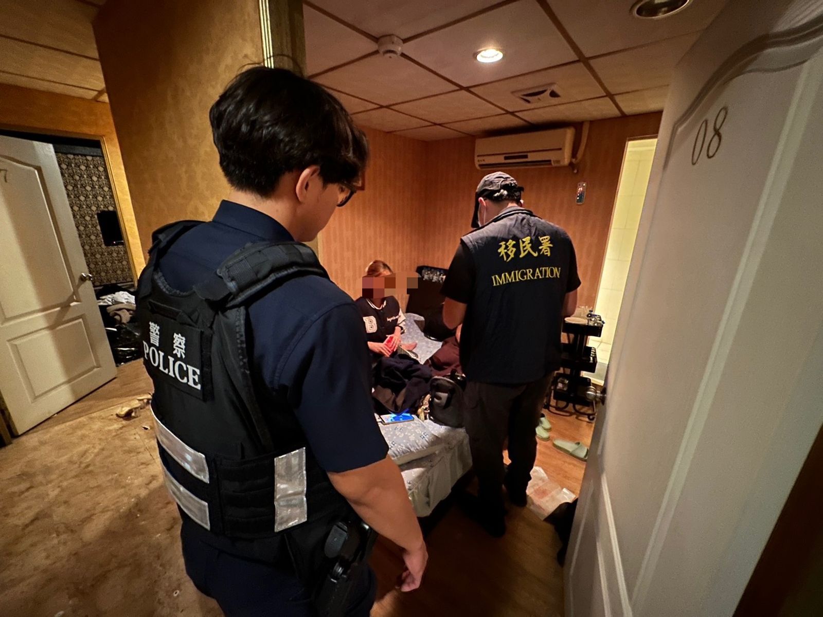 高雄「電信大樓」暗藏春色又被抄！警喬裝蒐證破獲3600元全套性交易逮1男3女