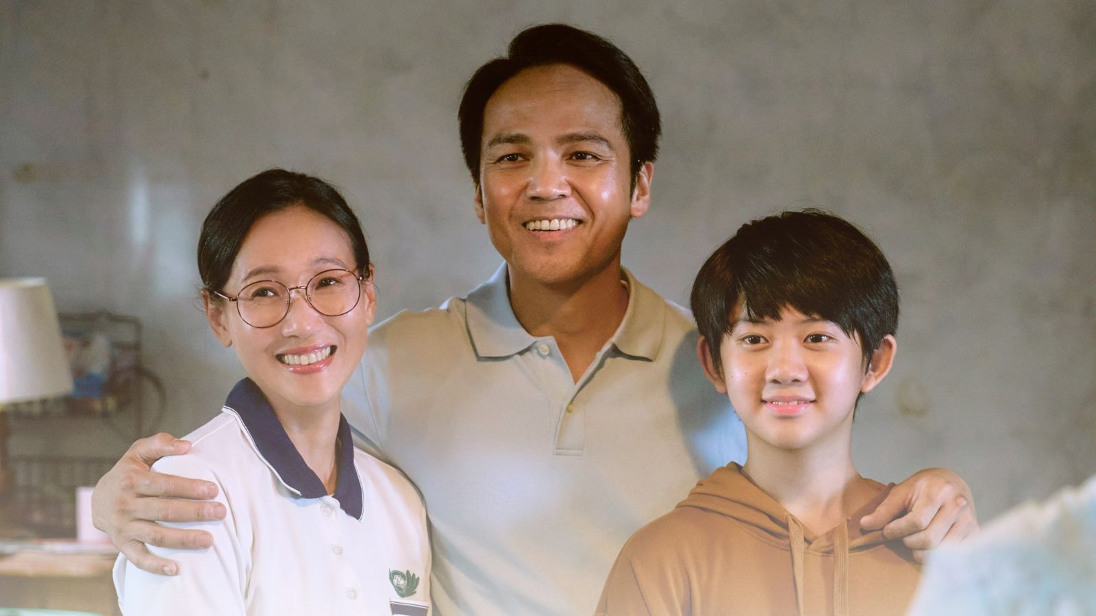 劇中飾演張本渝丈夫的徐詣帆全力支持,讓張本渝深感家庭理解的重要。大愛電視台提供