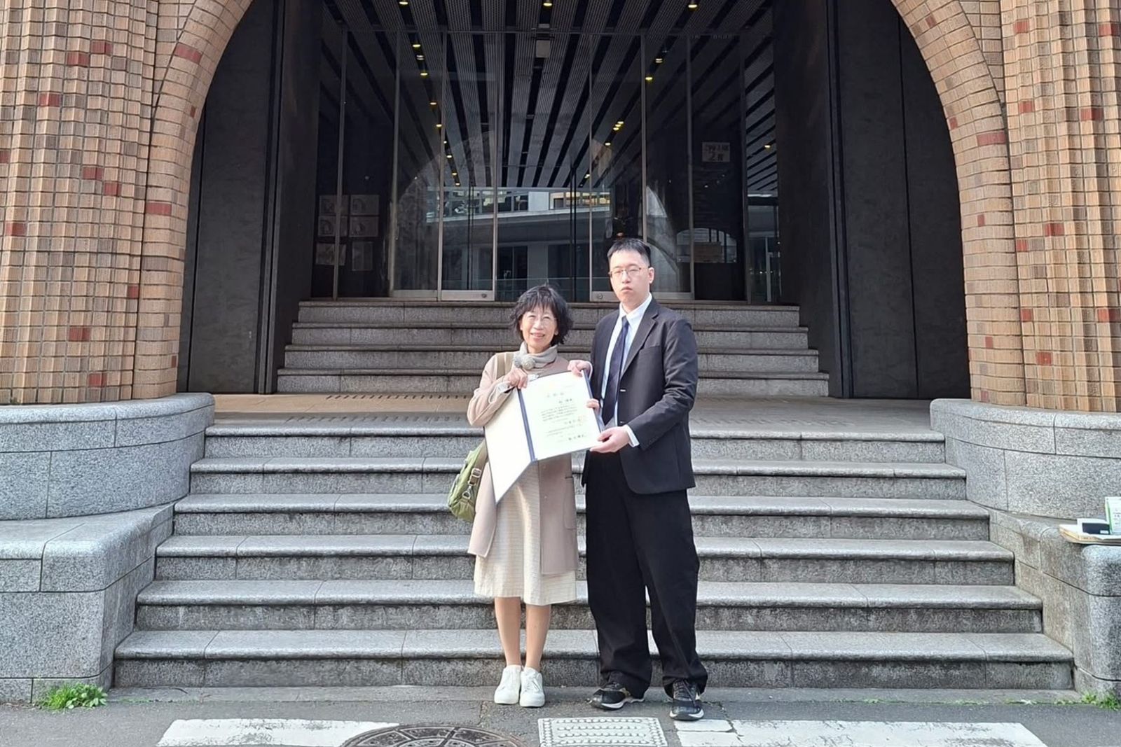 柯文哲一審宣判明出爐！陳佩琪曬兒合照：全家永遠在一起