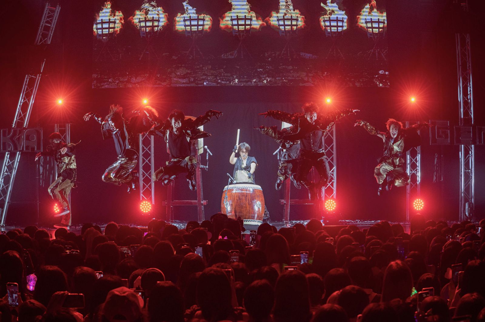 Travis Japan化身歌舞伎，松田元太更親自打太鼓。大鴻藝術BIG ART、超級圓頂SUPER DOME提供