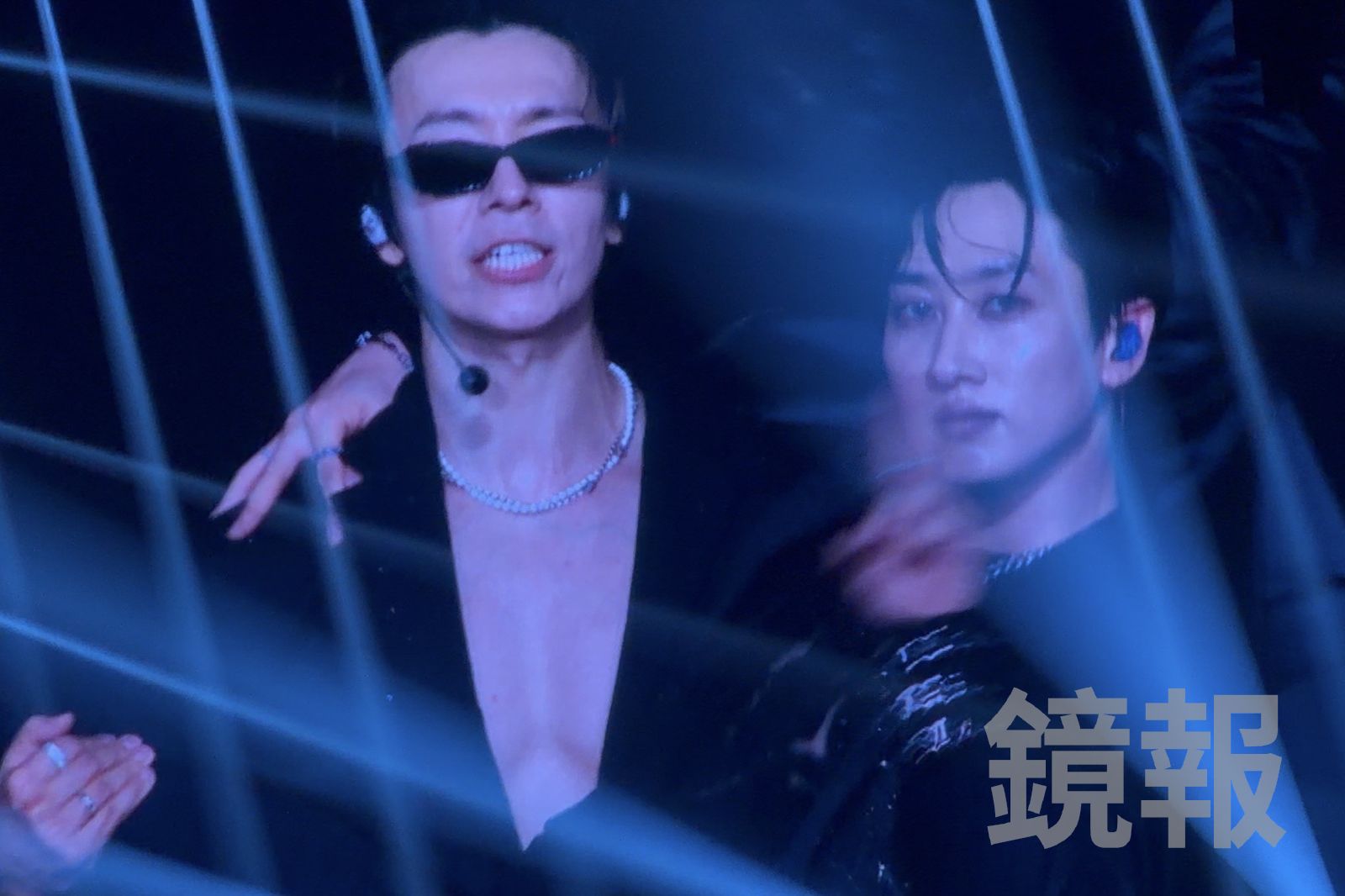 直擊/SJ唱嗨希澈「扯爆利特襯衫」 〈Sorry, Sorry〉東海公主抱銀赫