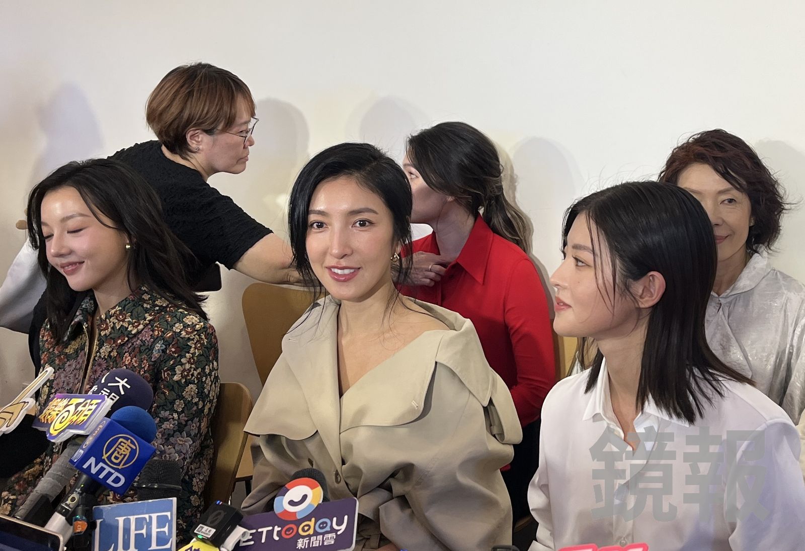 楊謹華（中）認為對網友的批評走心，有時是自己造成的。劉慧茹攝