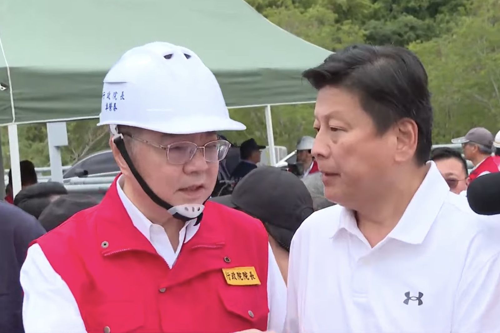 火藥味濃！卓榮泰視察災區指撤離有瑕疵　傅崐萁反嗆：行政院只出一張嘴