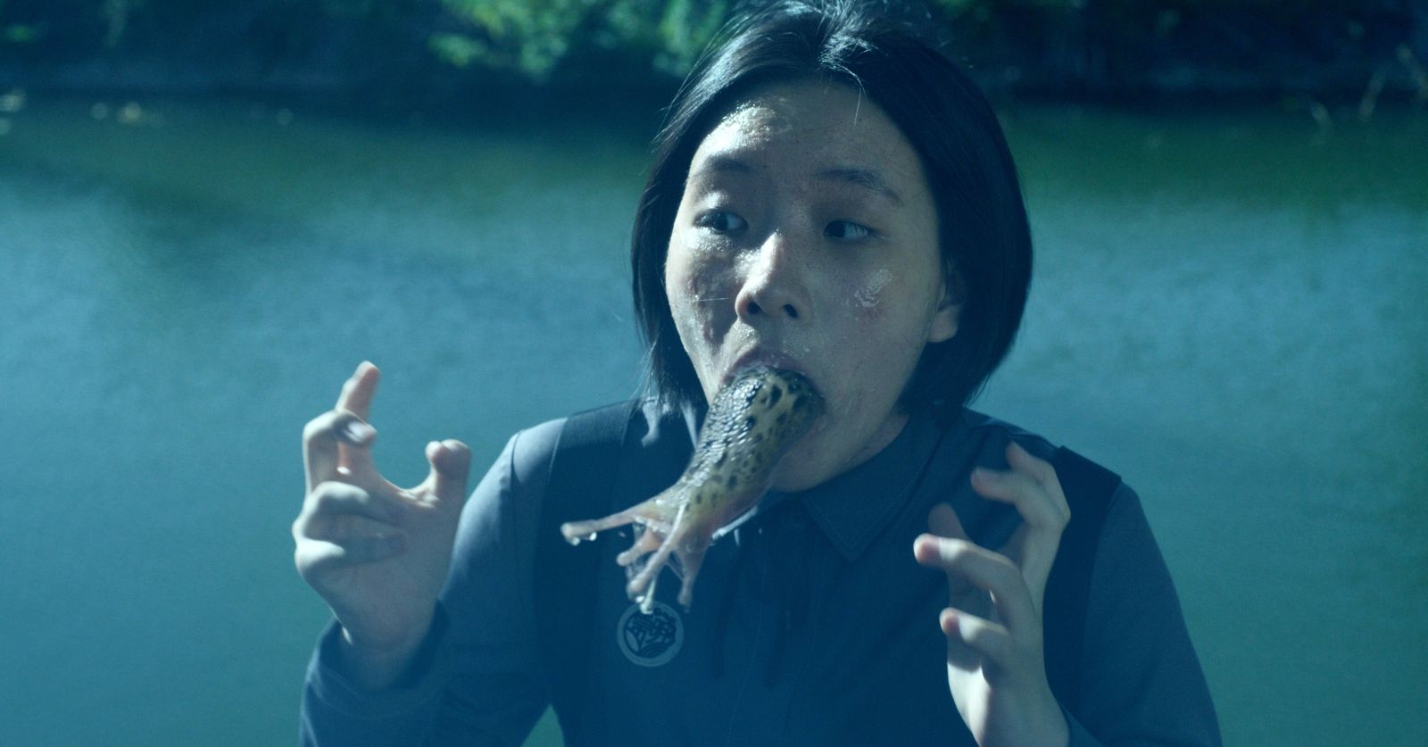 小S當星媽私下魔鬼訓練曝光!被女兒爆料跑鏡子前自誇:我美不美?Elly狂吐巨型蛞蝓、跳池塘拚命演出