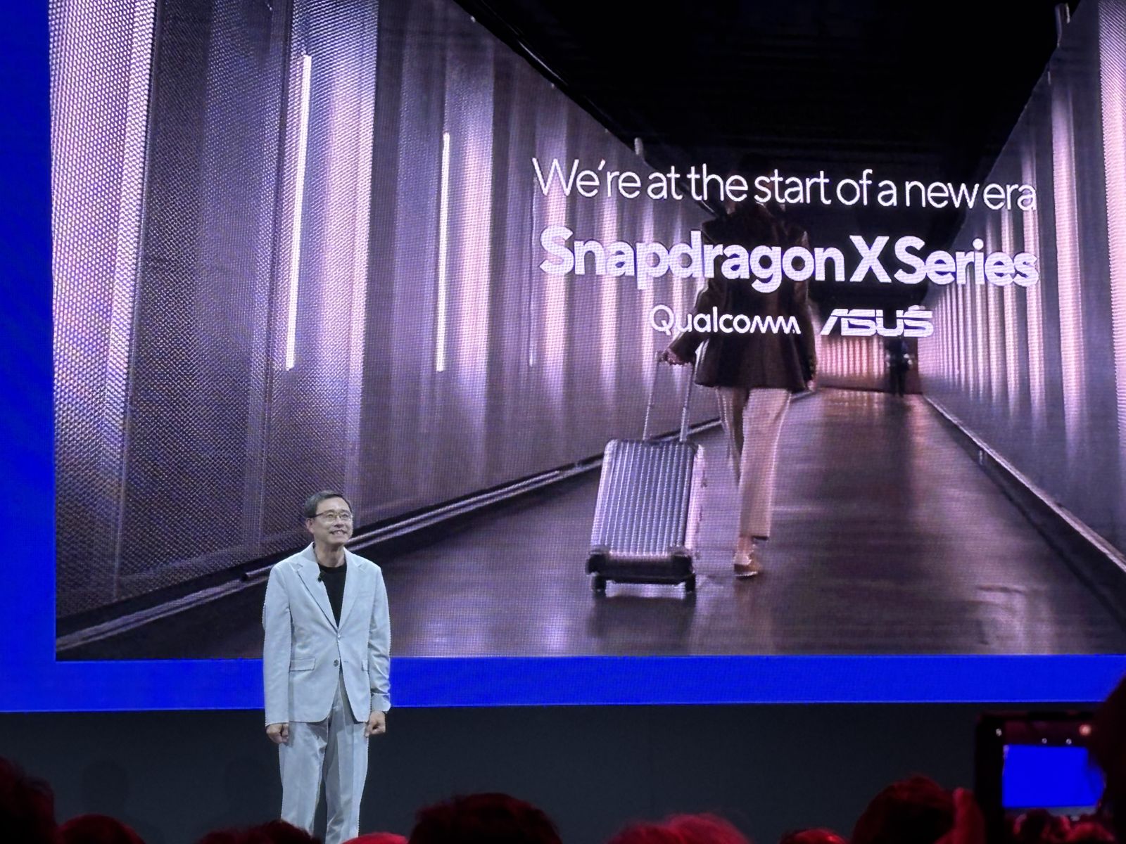 華碩共同執行長許先越今年再度與高通CEO Amon同台。