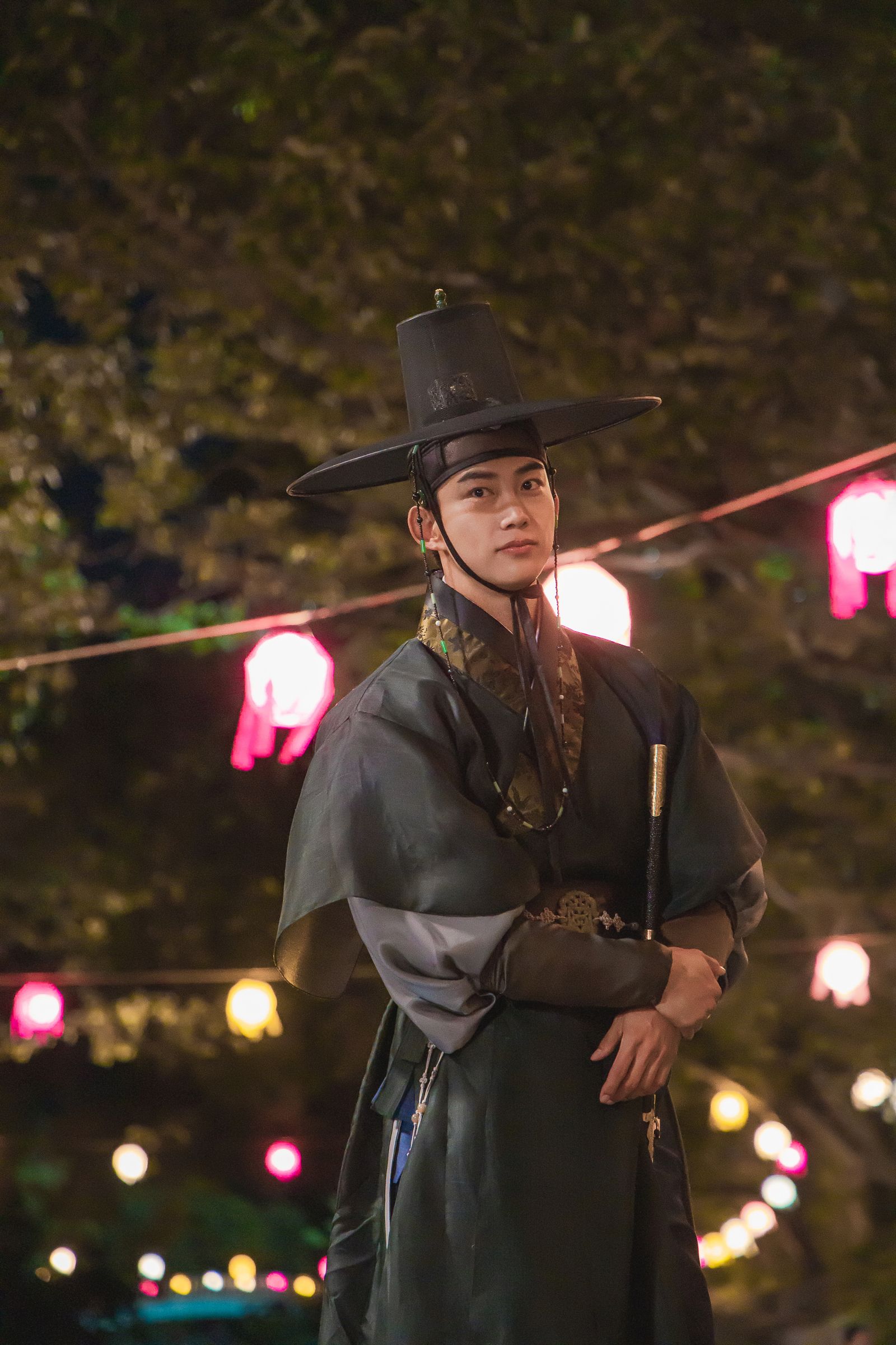 玉澤演再度穿上古裝戲服。friDay影音提供