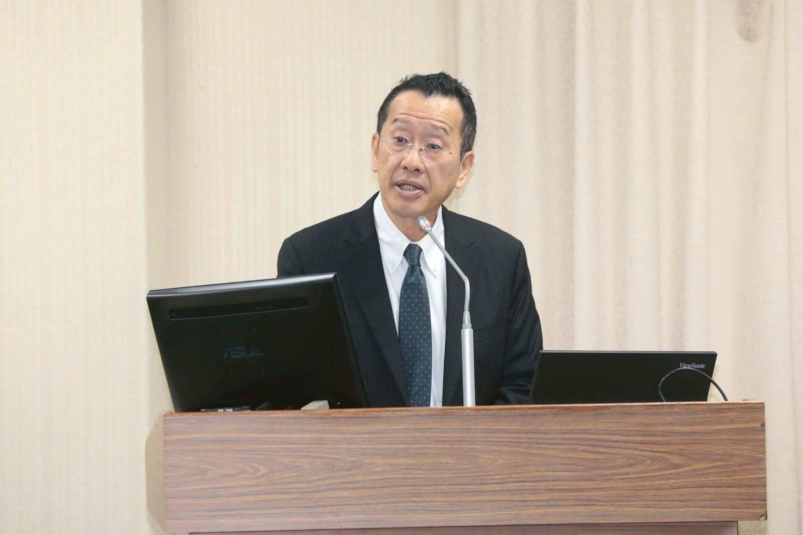 非洲豬瘟恐衝擊國軍伙食？顧立雄：冷凍豬肉有30天以上存量