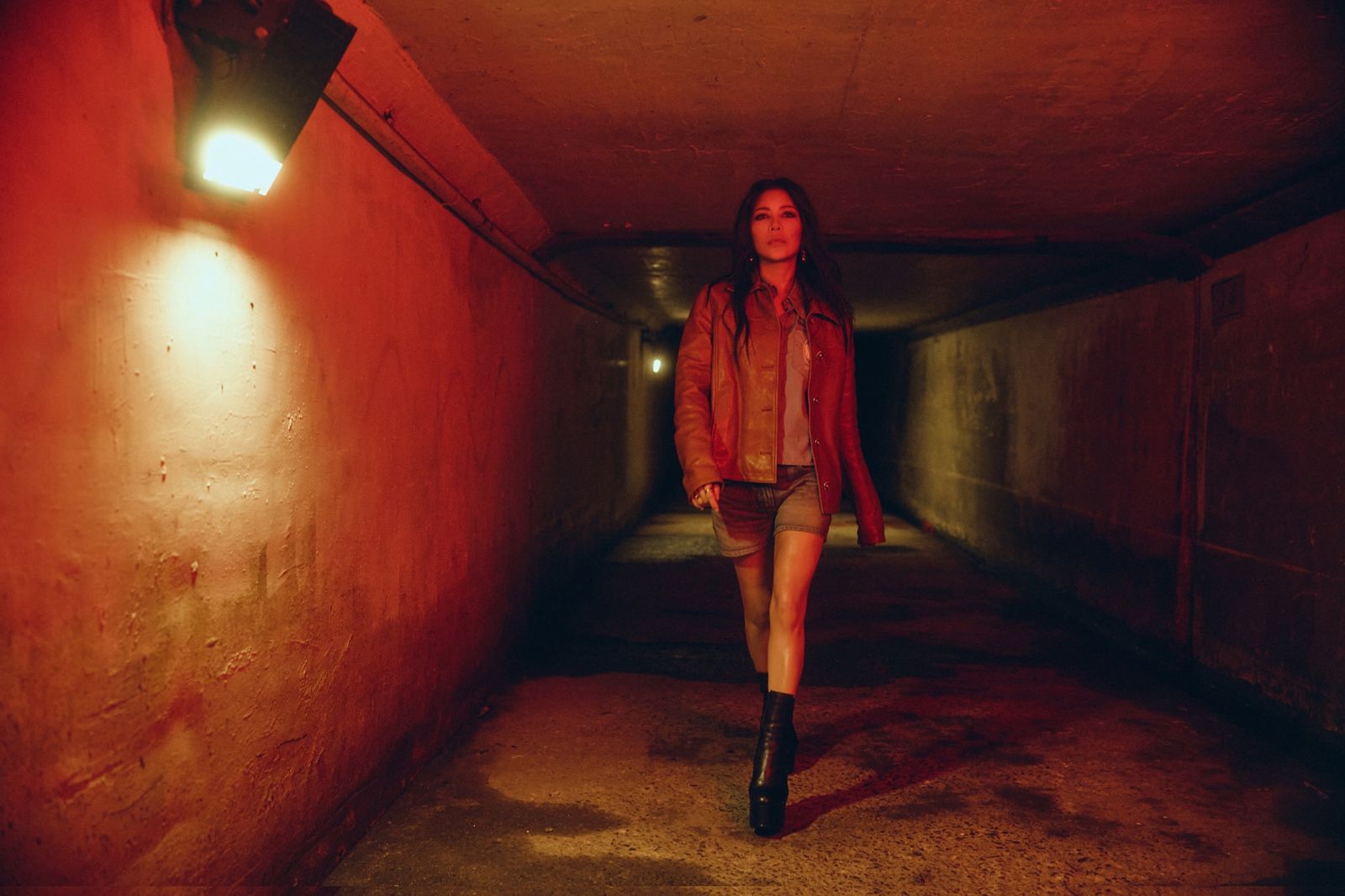 艾怡良度假前先完成新歌〈誰敢〉MV拍攝。環球音樂提供