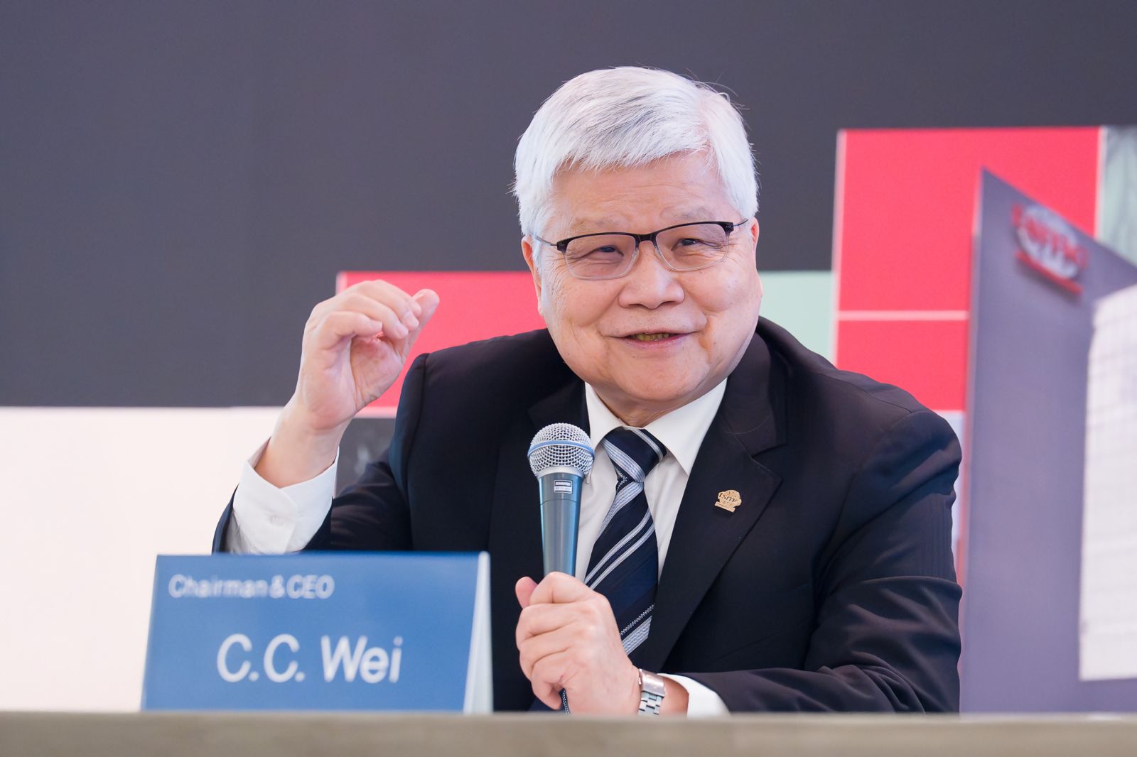 魏哲家：每年至少成長25%　台積電翻紅站上1780元再創歷史新高