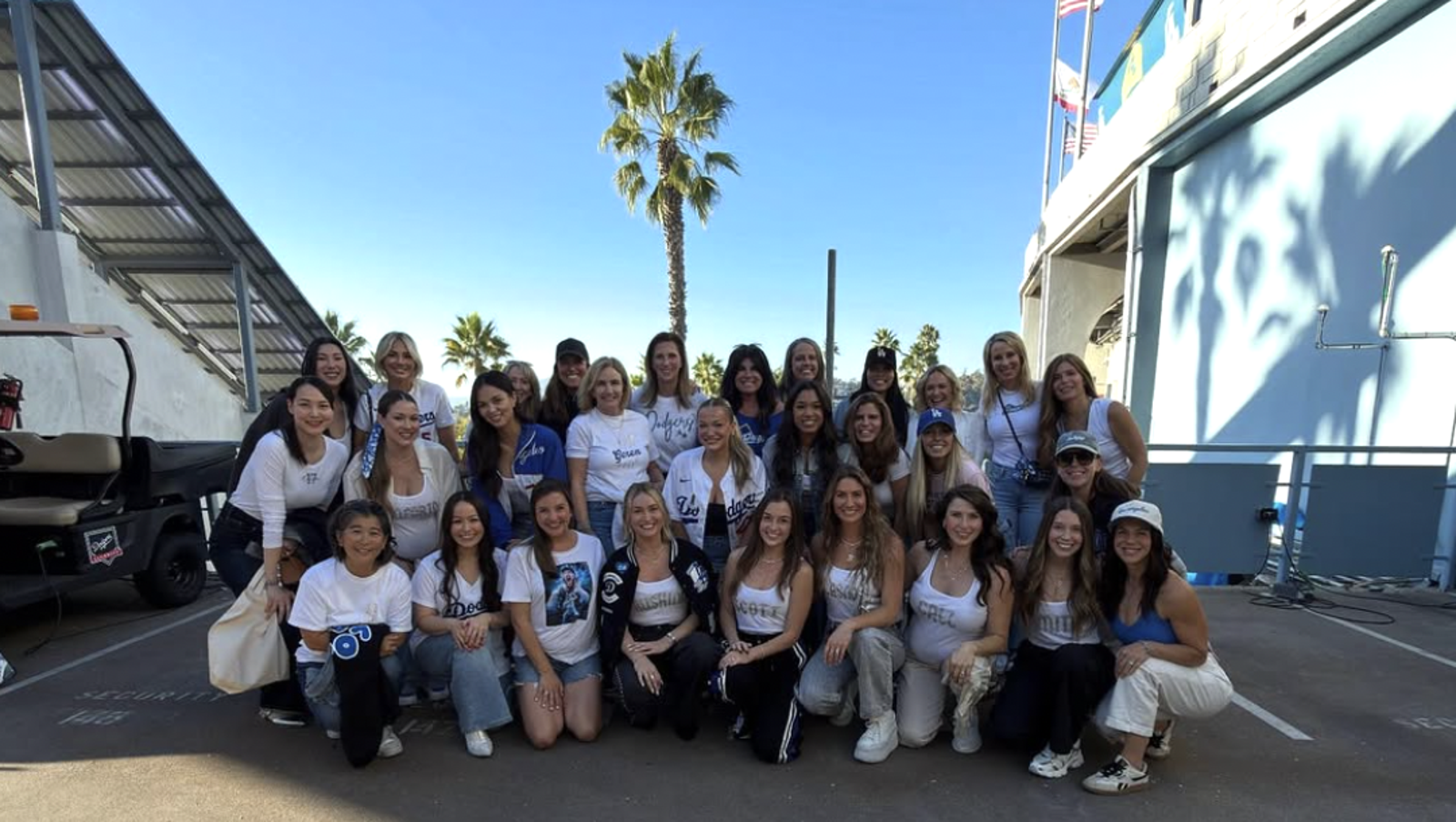 大谷翔平愛妻真美子閃耀道奇大嫂團　18局死鬥隔日現身球場掀話題