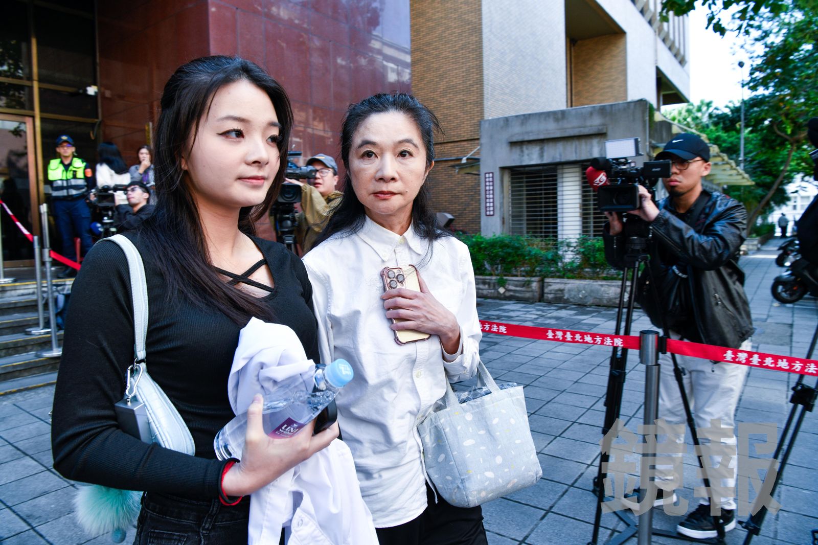 獨家/應曉薇女兒控遭網暴罹憂鬱症 一口氣怒告16網友重傷害!結果出爐