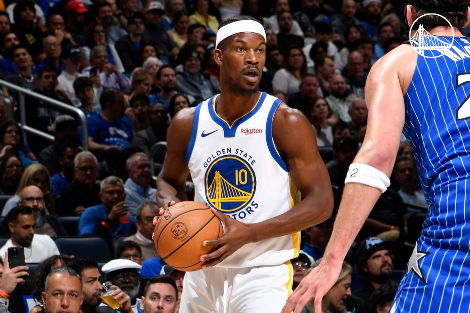 勇士大勝代價慘重！Butler右膝嚴重反折退場　遭攙扶急送MRI檢查