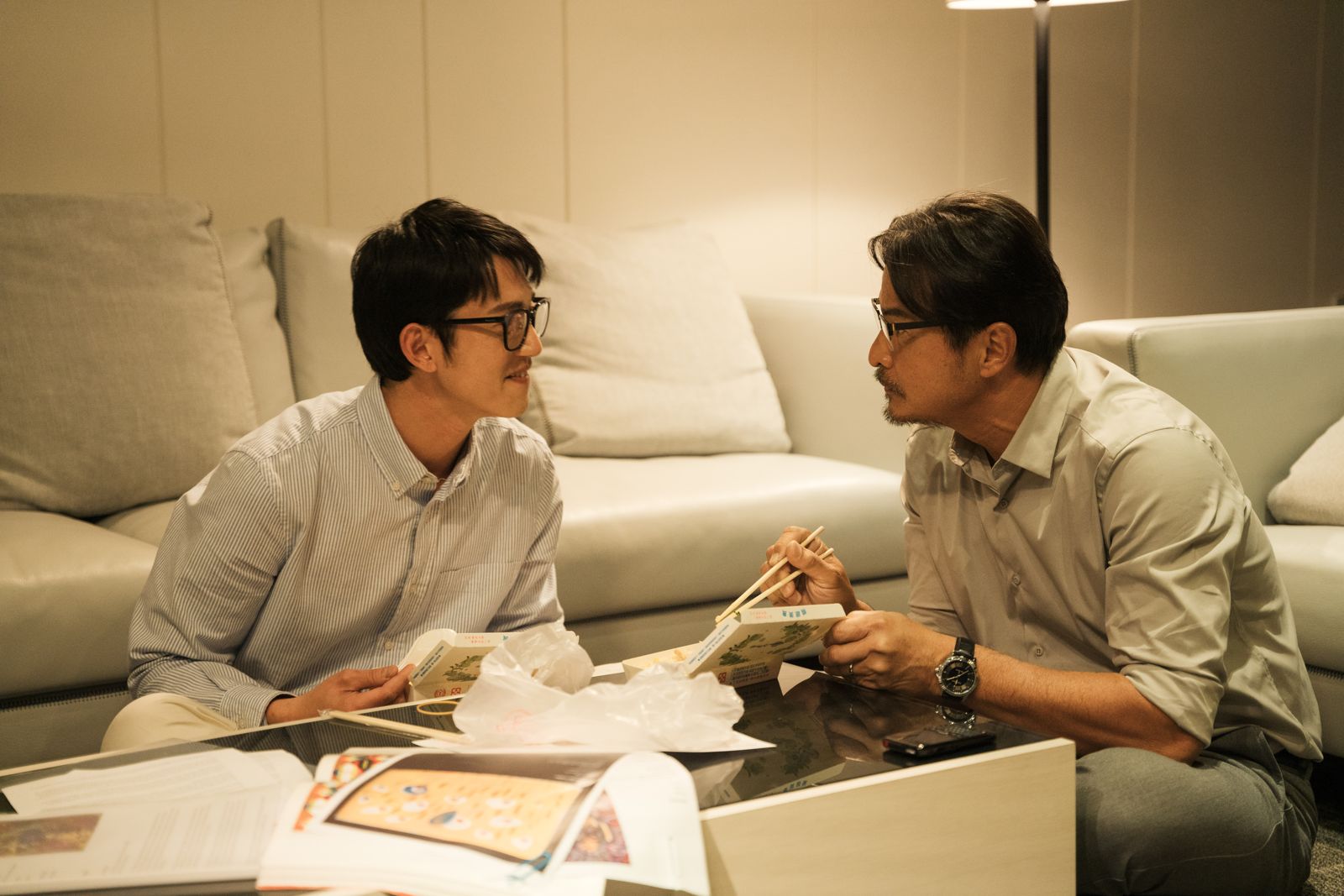 李銘順裸身逼近畫面太撩人　吳慷仁這幕戲讓網友羨慕