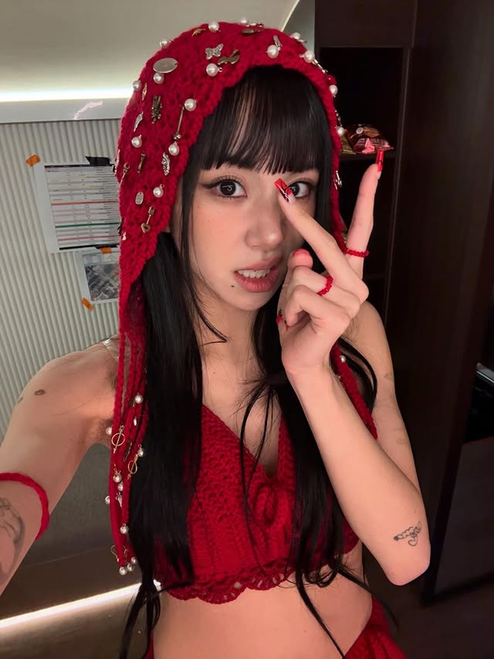 彩瑛繼上週缺席吉隆坡演出，這次再請2週病假，雪梨及墨爾本場都遺憾無法參與。翻攝IG@chaeyo.0