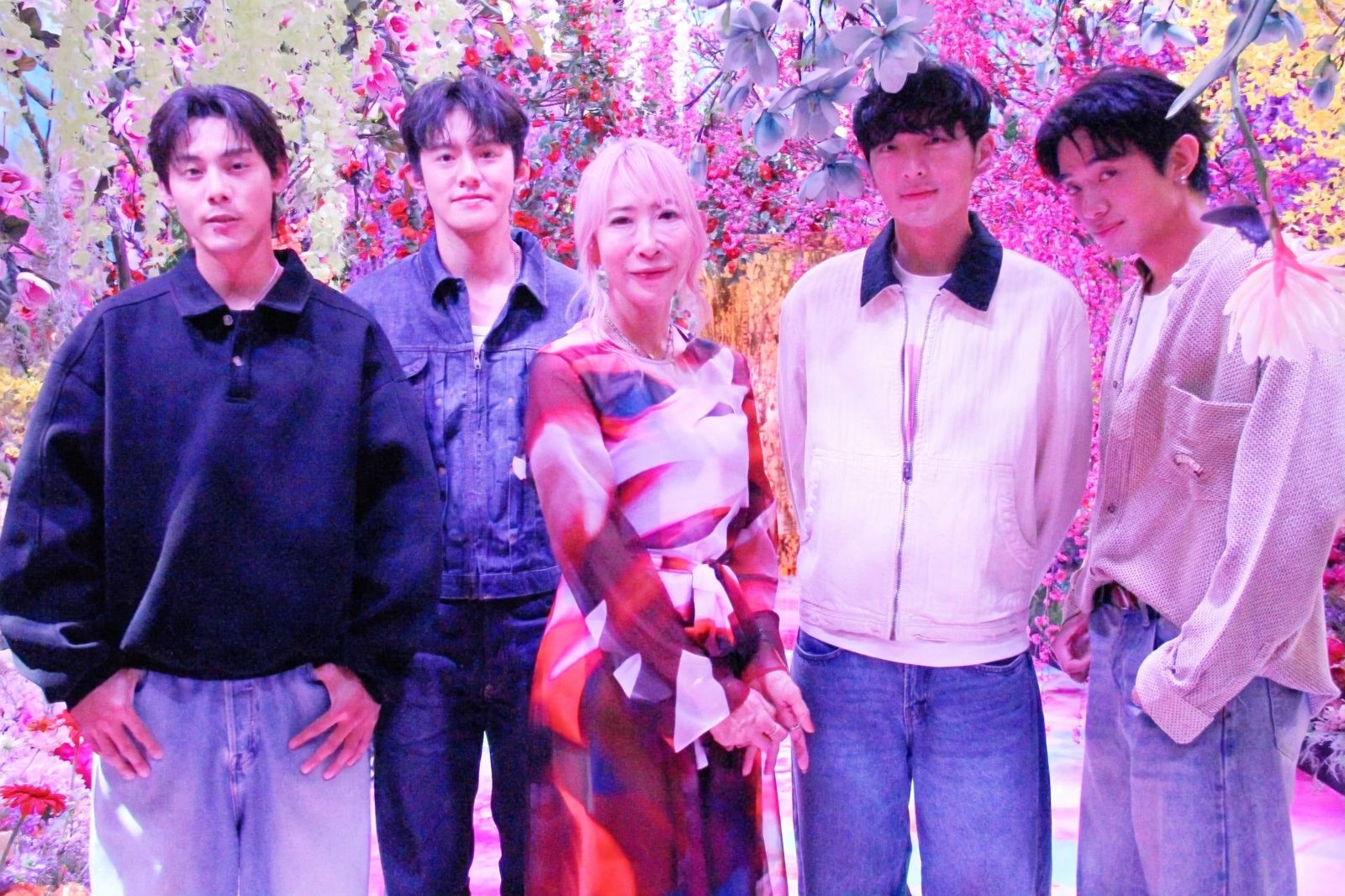 被移工當同鄉！台日混血男星拍戲黑到被「母語對話」　曝光BL群組名稱