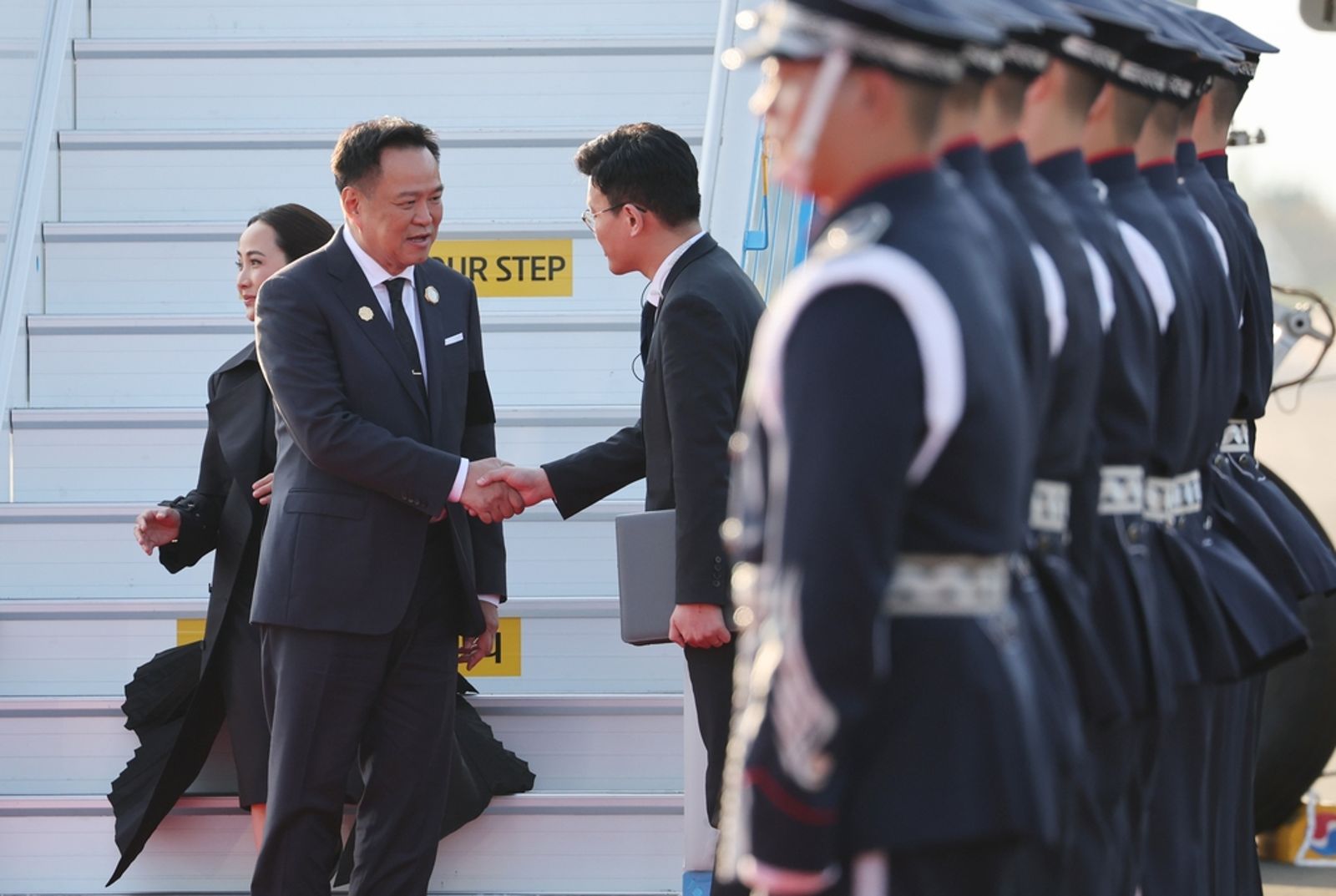 泰國總理阿努廷。東方IC