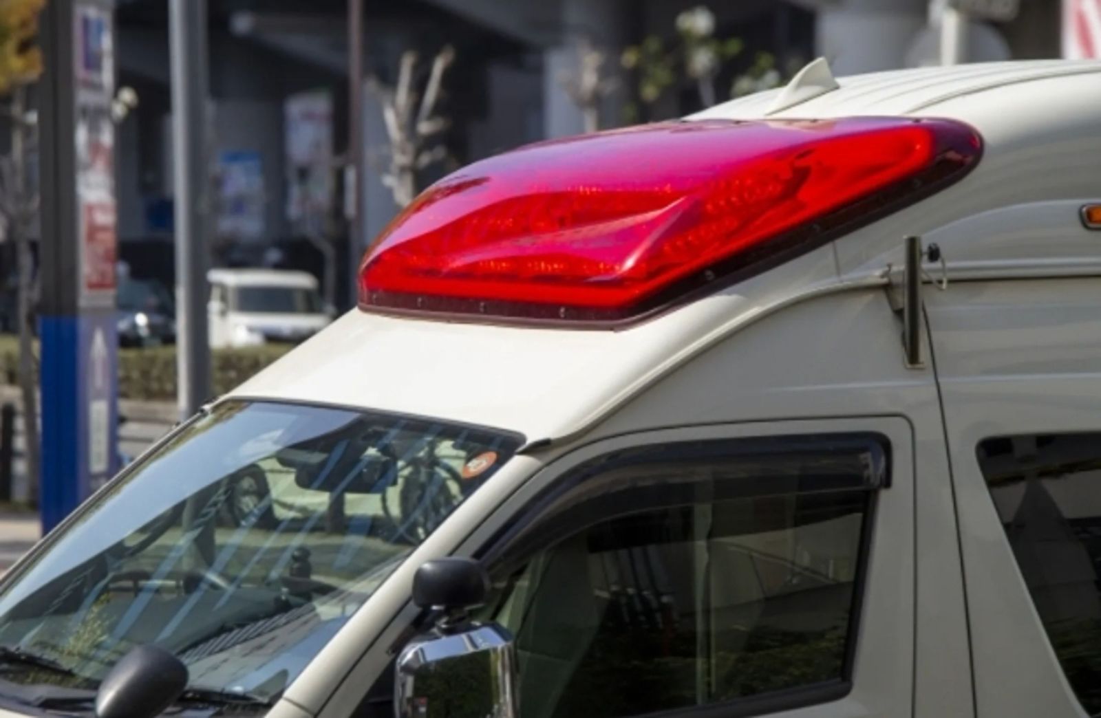 剛繳完房貸準備享福!台電老班長遭「鐵門夾胸」亡 家屬悲揭1致命疑點