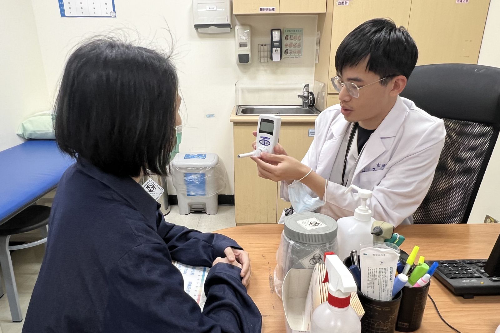 咖啡配香菸40年戒不掉!她心肌梗塞後改做「這件事」成功戒菸
