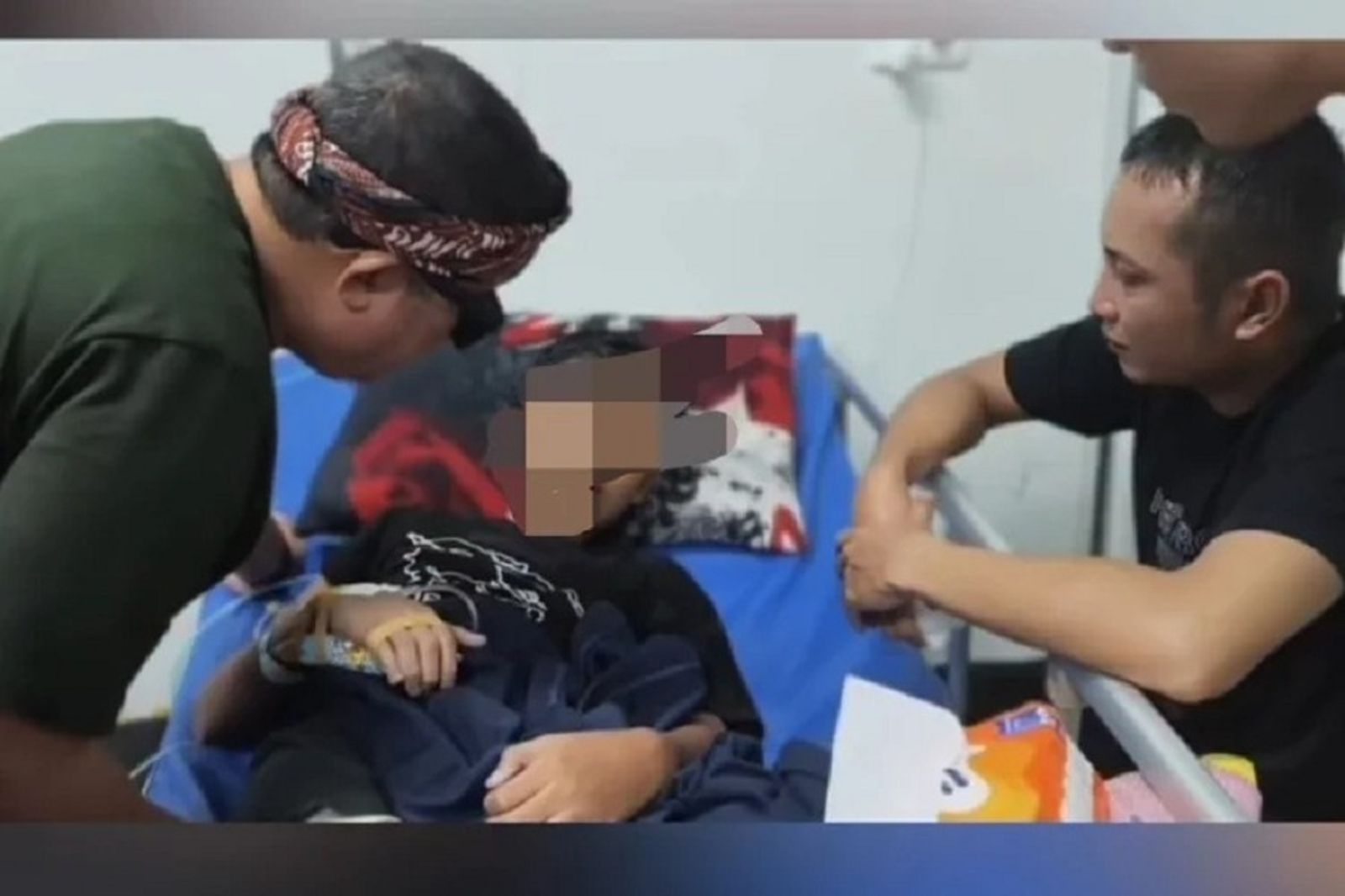 男童遭繼母狠心虐待嚴重燙傷 死前在醫院最後控訴!影片惹哭網友