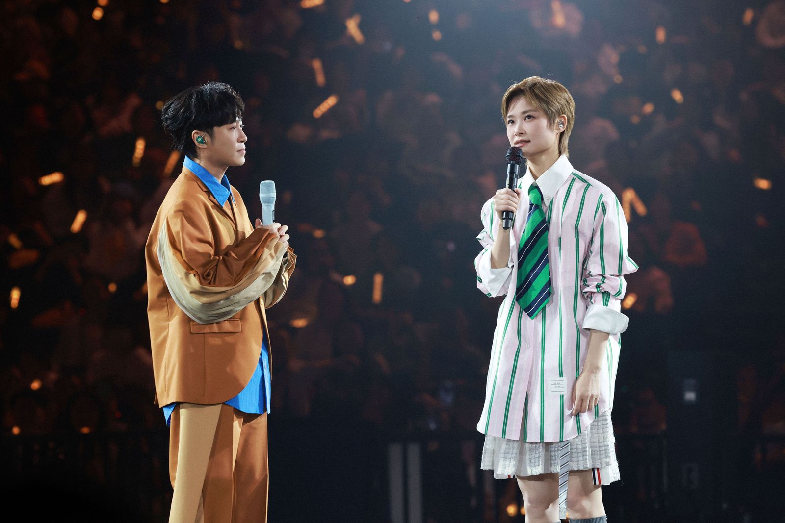 43歲吳青峰「認愛」了！小1歲對象曝光　公開放閃：你是我的真愛