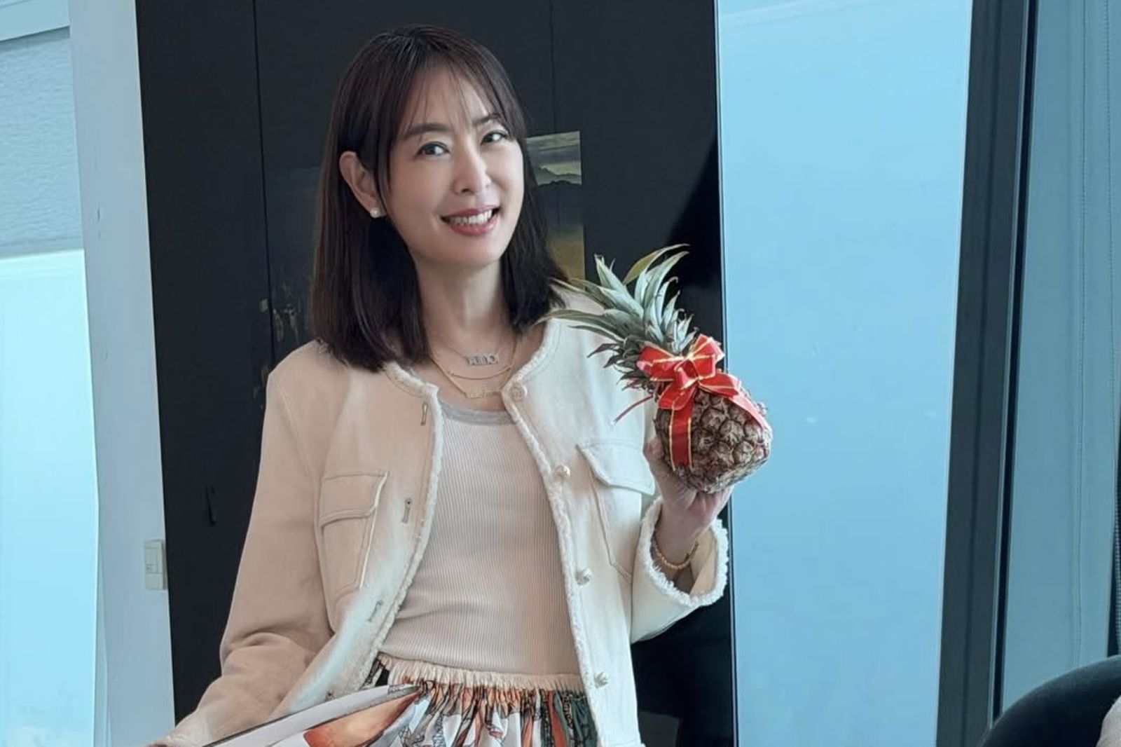 賈永婕揭密與蔣萬安「多年交情」！從婚紗照拍到全家福　再度強調無參政意願「本月是懺悔之路」