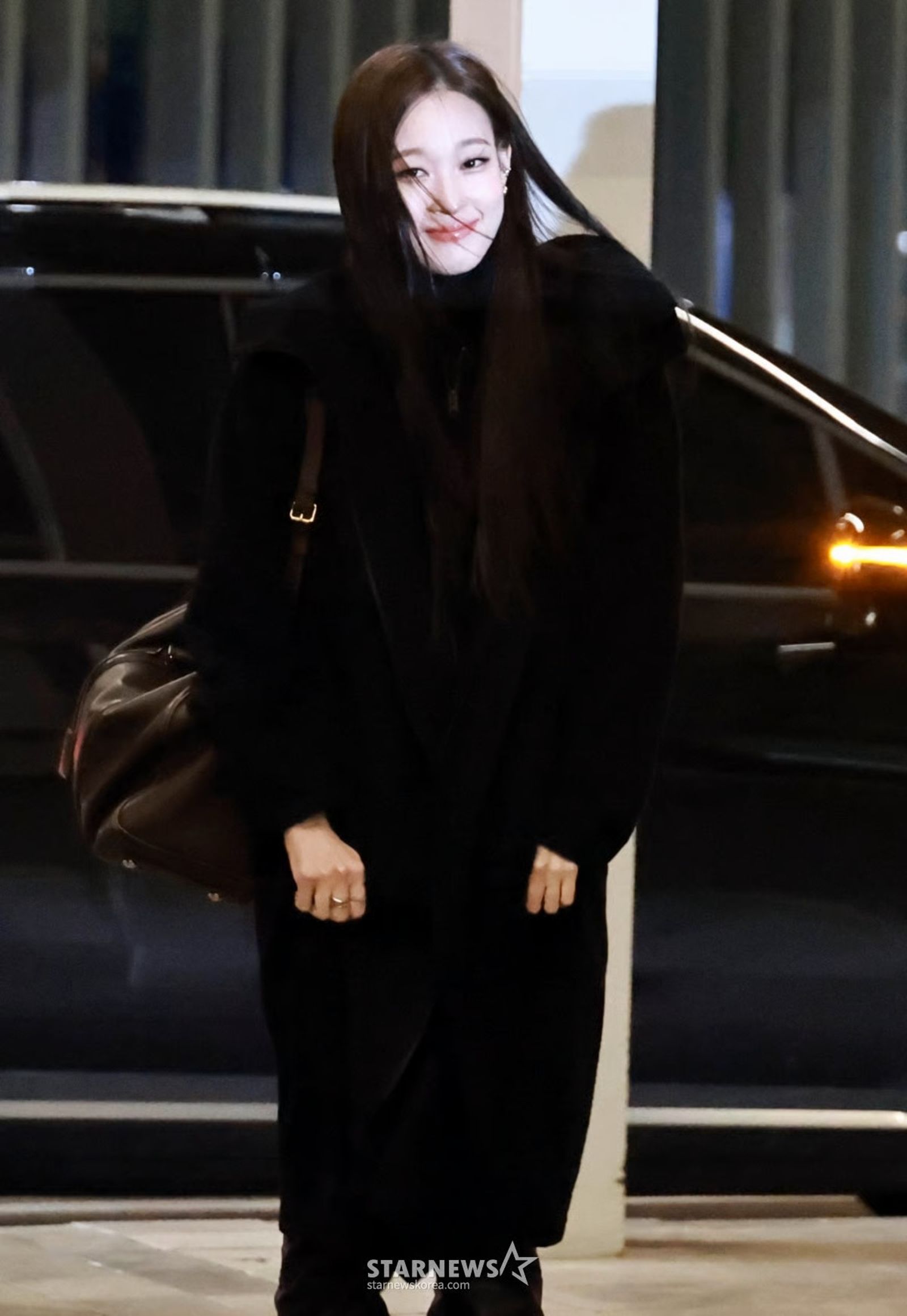 Annie出發來台北,準備參加週六的金唱片頒獎典禮。翻攝STARNEWS