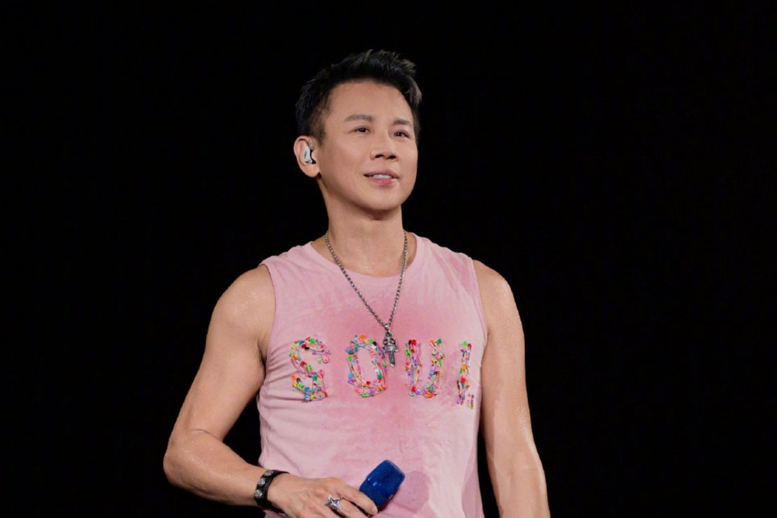 陶喆自爆巡演結束「轉戰餐飲業」　菜單提前曝光：黑色柳丁炸醬麵