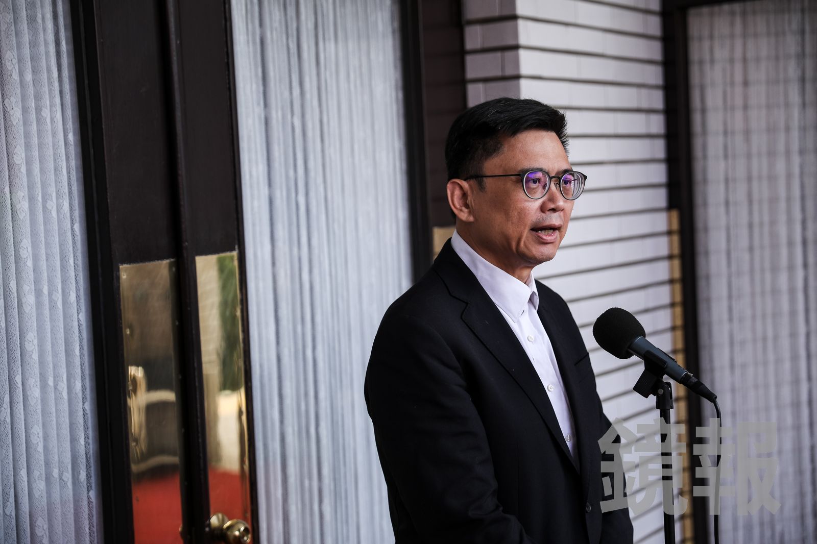 下午淚灑記者會!賴瑞隆傍晚向女童媽媽當面致歉 雙方取得諒解