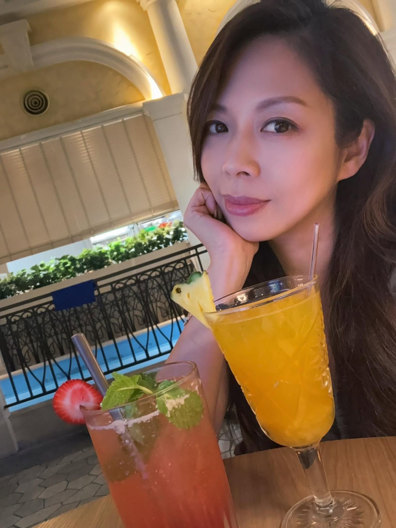 盧靚曾入獄服刑。翻攝盧靚臉書