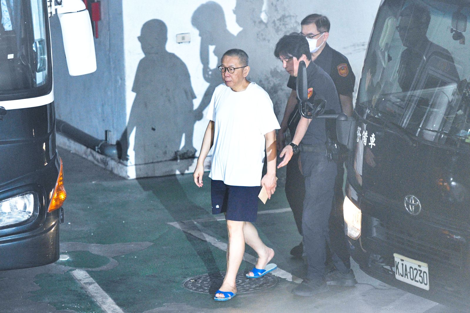 檢察官的偵訊筆錄與錄音錄影不符爭議，幾乎成為審判程序中主要爭點。李智為攝影