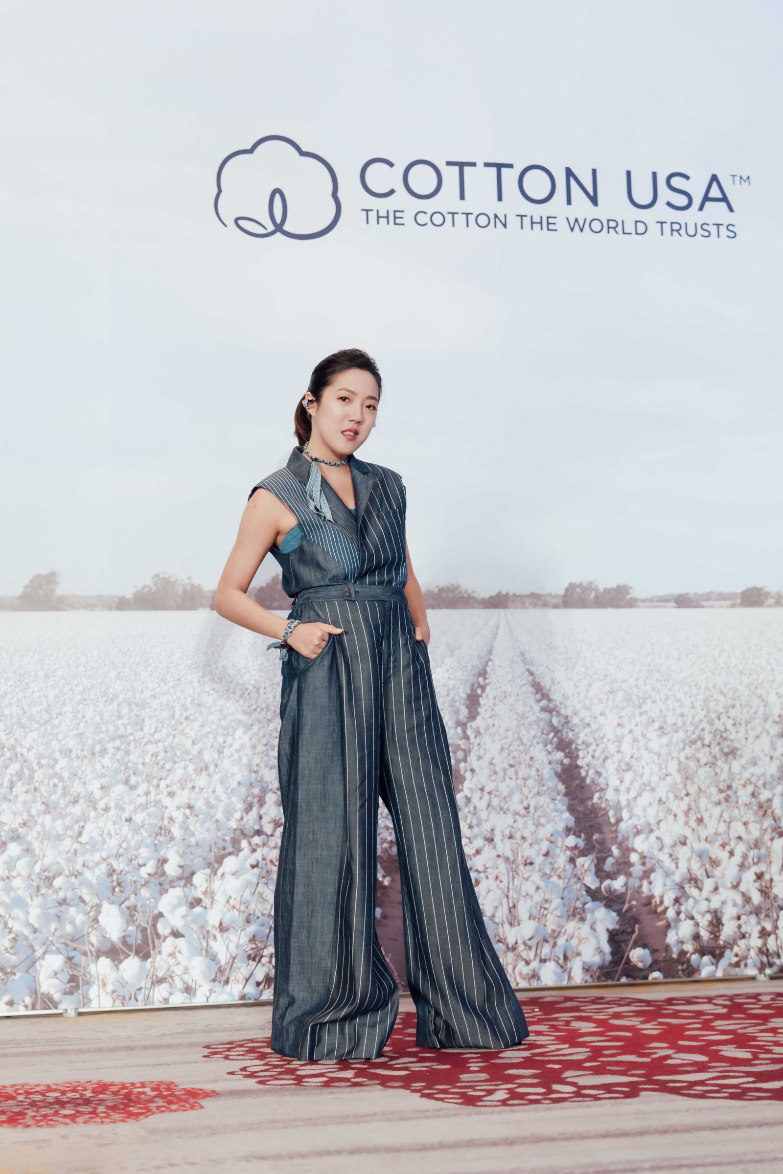 李竺芯15日出席活動並獻唱。美國棉提供