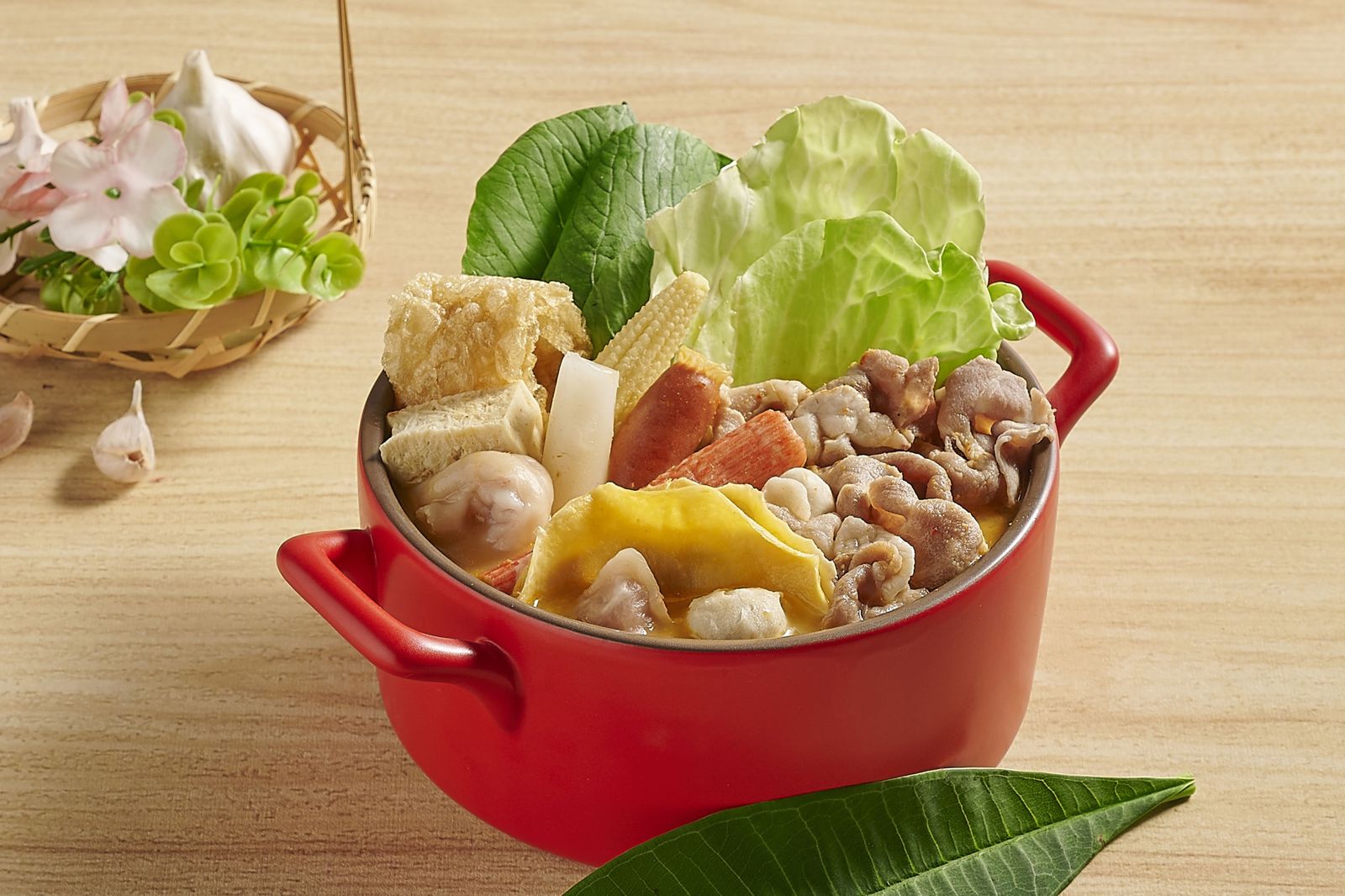 對台灣豬有信心!舞古賀鍋物限時3天豬雞肉量翻倍爽吃不加價