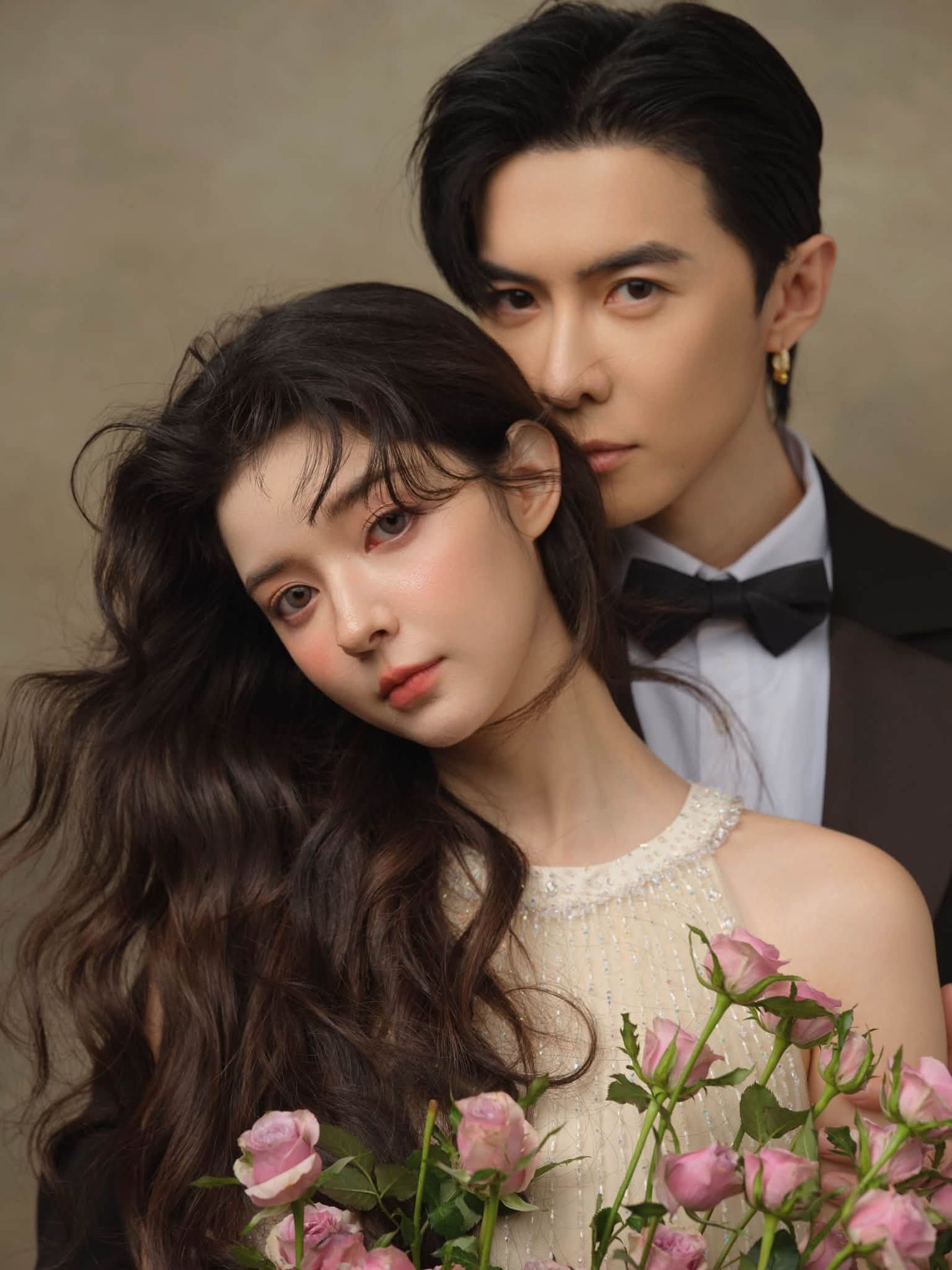 唐禹哲(右)、蘇小軒拍攝絕美婚紗照。翻攝蘇小軒 Becky Su臉書