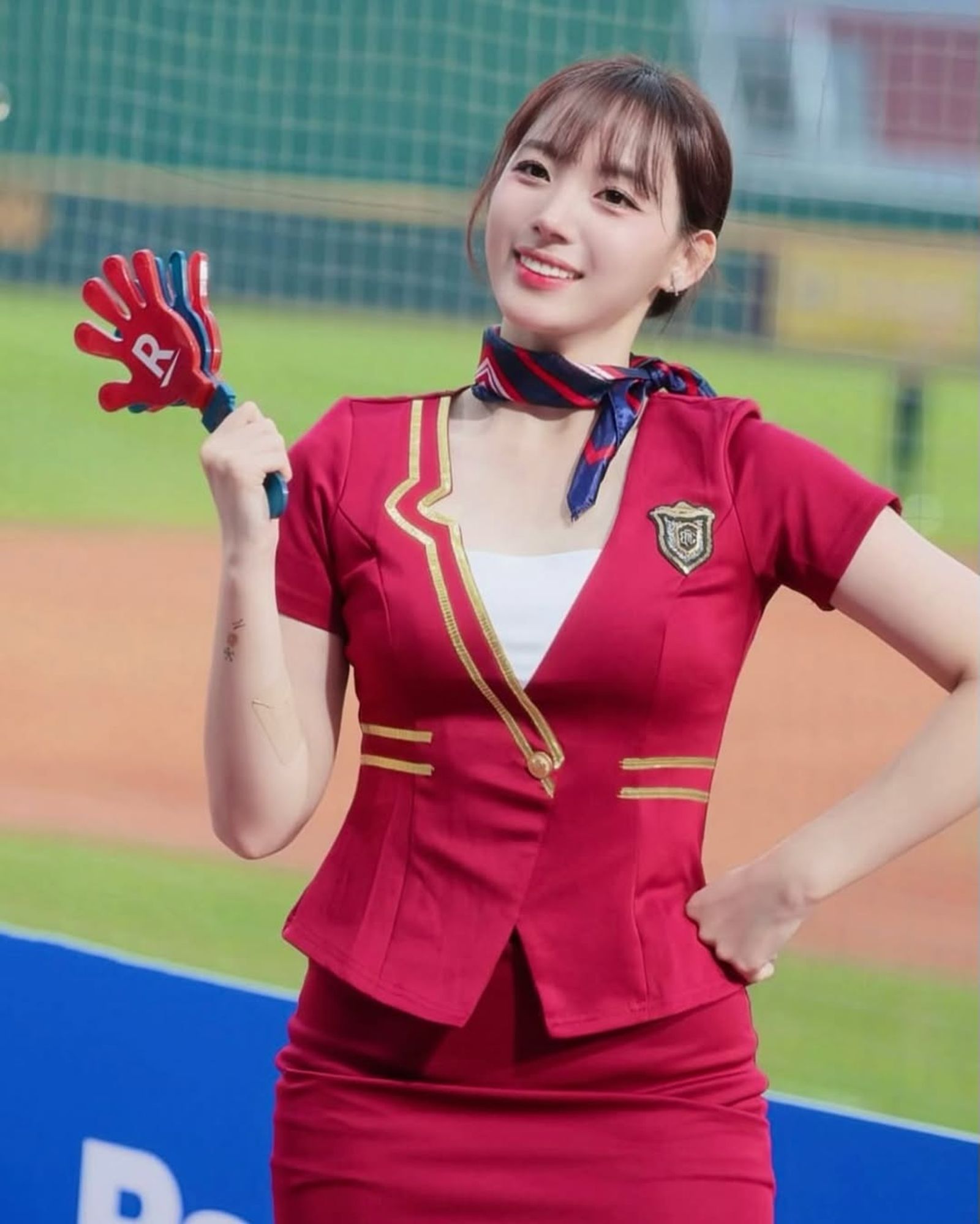 詹智能公司簽下河智媛。圖/翻攝自IG/hajiwon.22