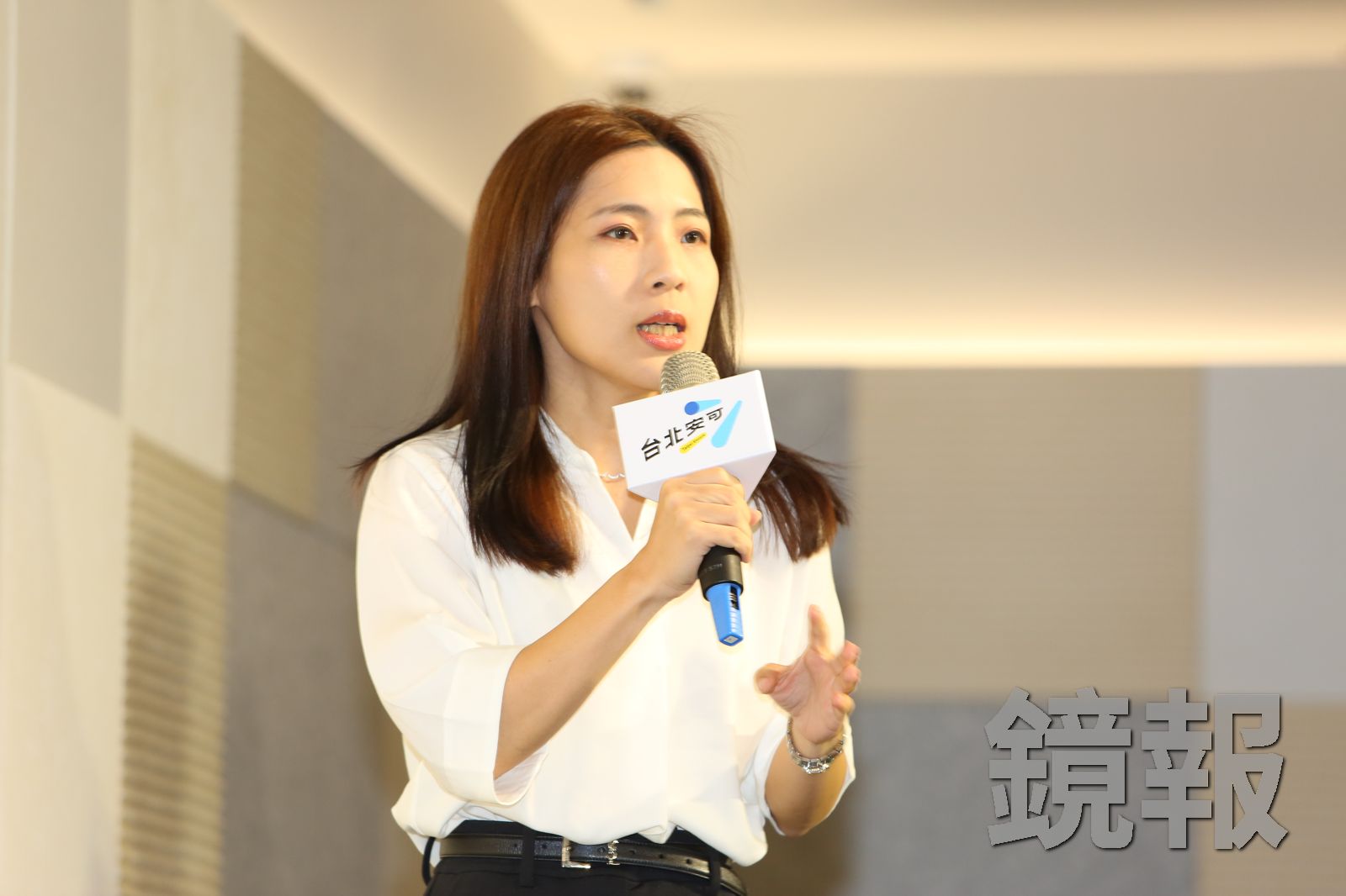 信民民調蔣萬安落後沈伯洋17% 徐巧芯嗆「爛民調」:輸50%都不覺得意外
