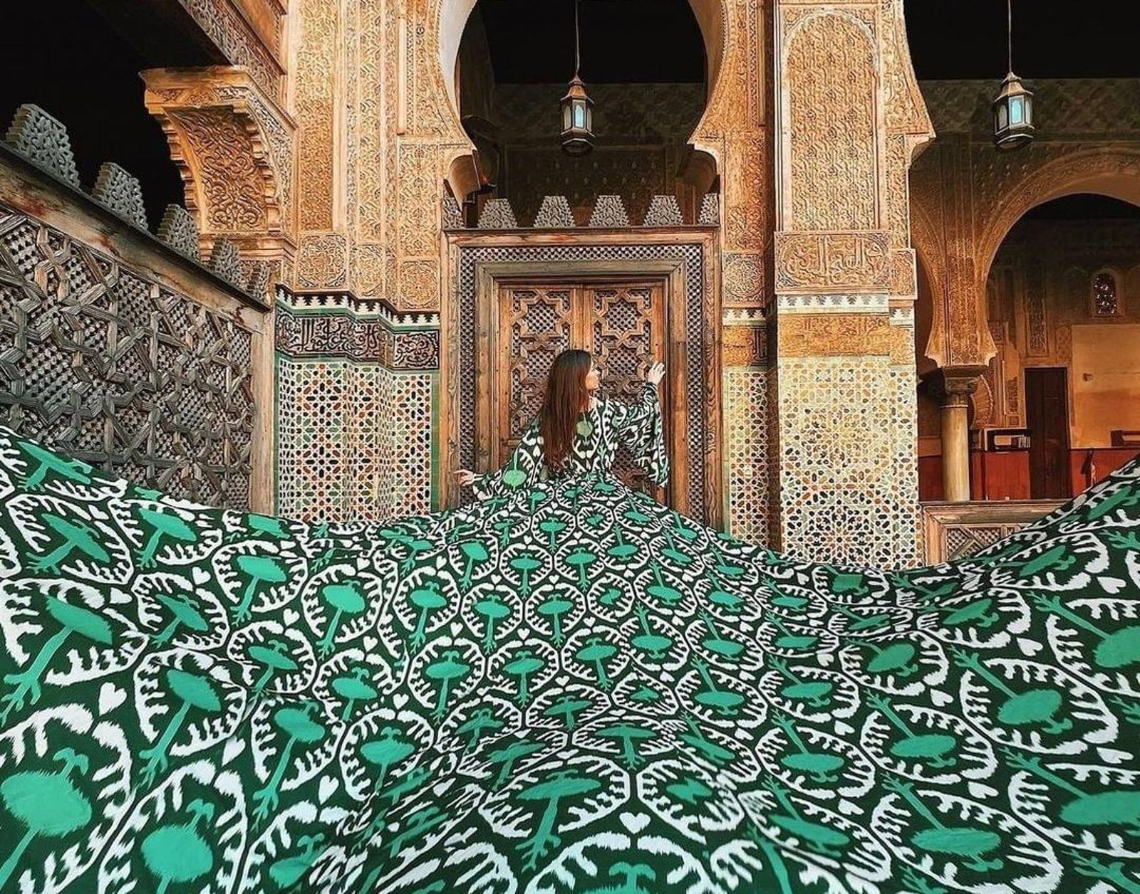 獨家／馬年開市汎銓爆紅　寵妻董事長北非諜影插曲意外曝光管理心法