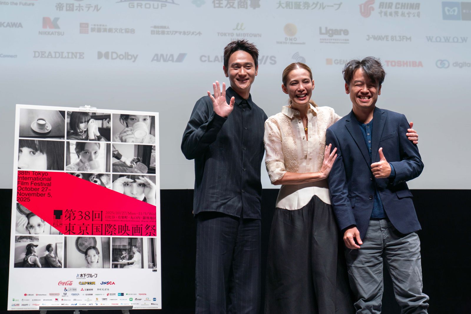 《丟包阿公》金馬遺珠女星現身東京首映　劉冠廷曝心聲「空氣中撒了七味粉」　