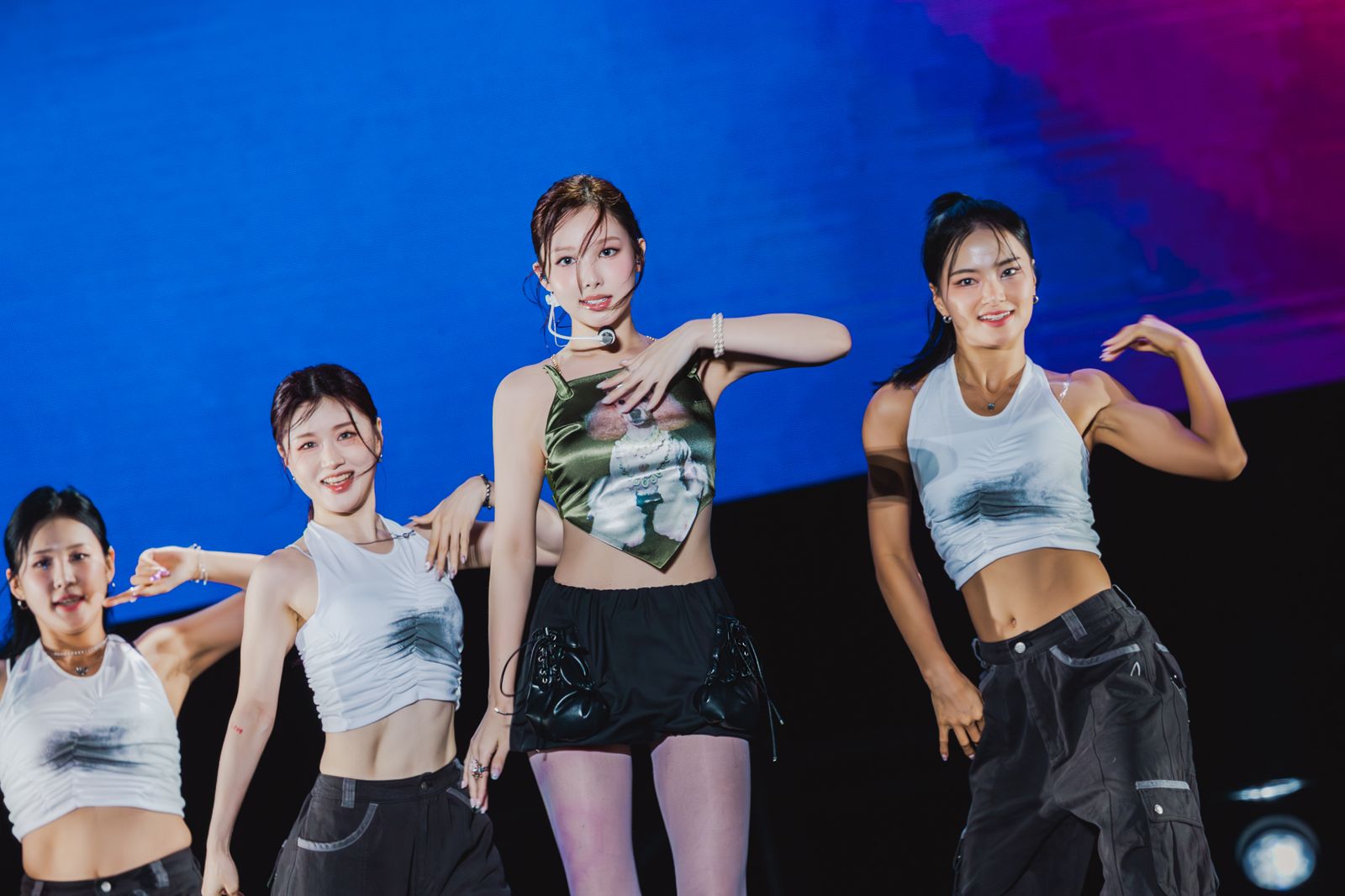 TWICE娜璉是第一位在台演出的成員,她登上高雄啤酒節的表演片段也收錄在電影中。資料照/寬寬整合行銷提供