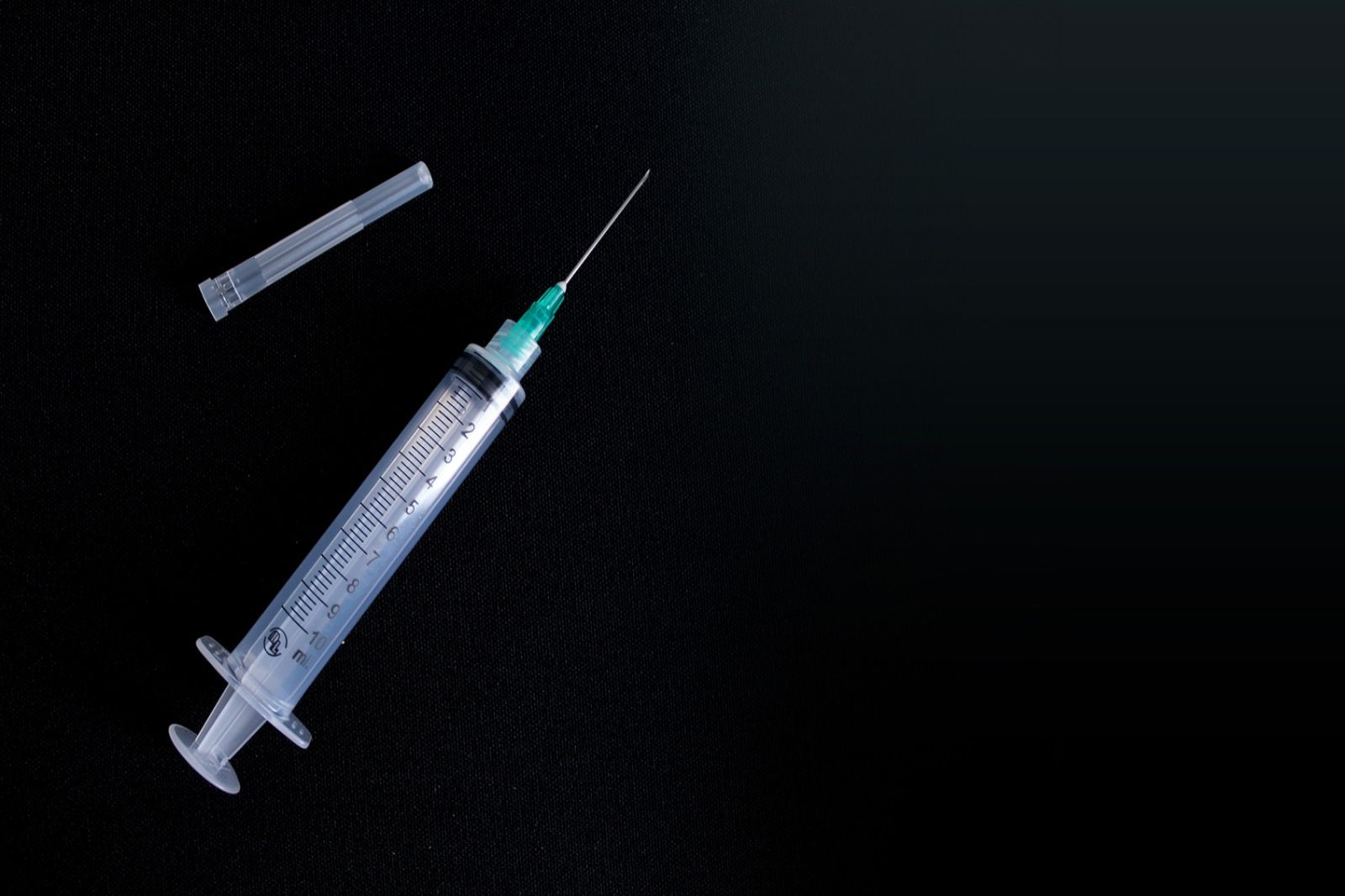 10歲童感染愛滋病！斐濟爆出「藍牙輸血」共用針頭危機　專家：病例恐雪崩般增加