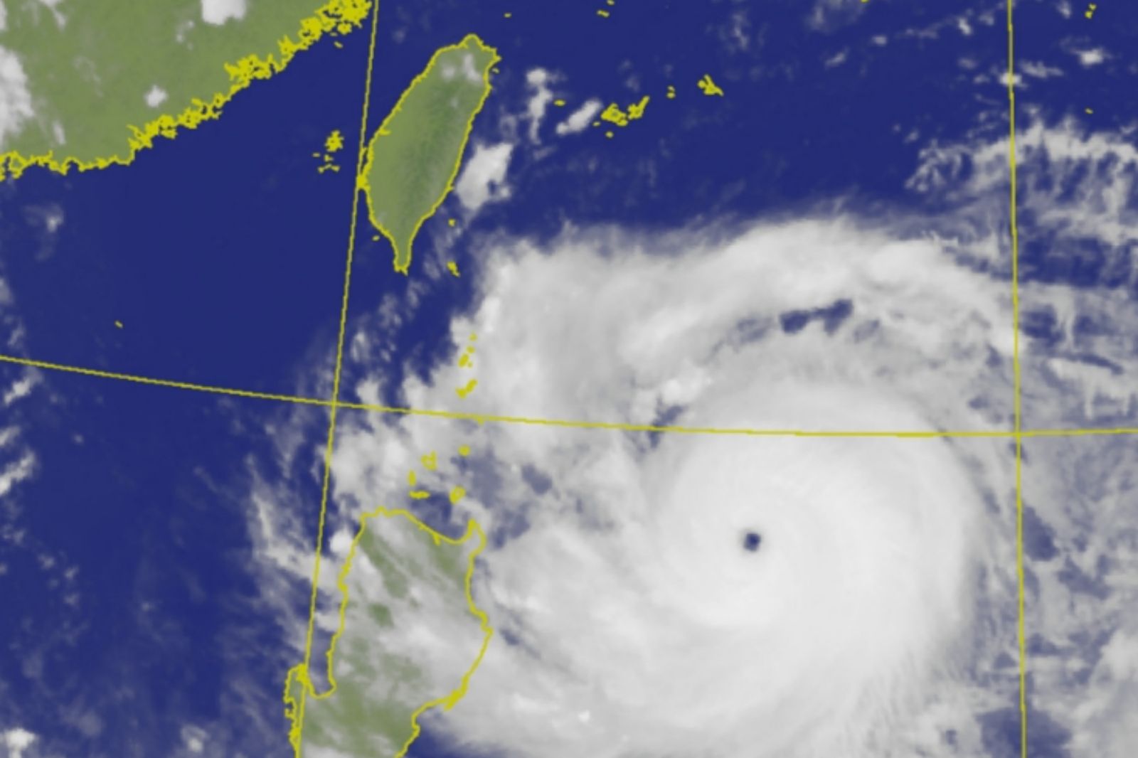 暴風半徑達300公里！強颱樺加沙「風雨時程」一次看　