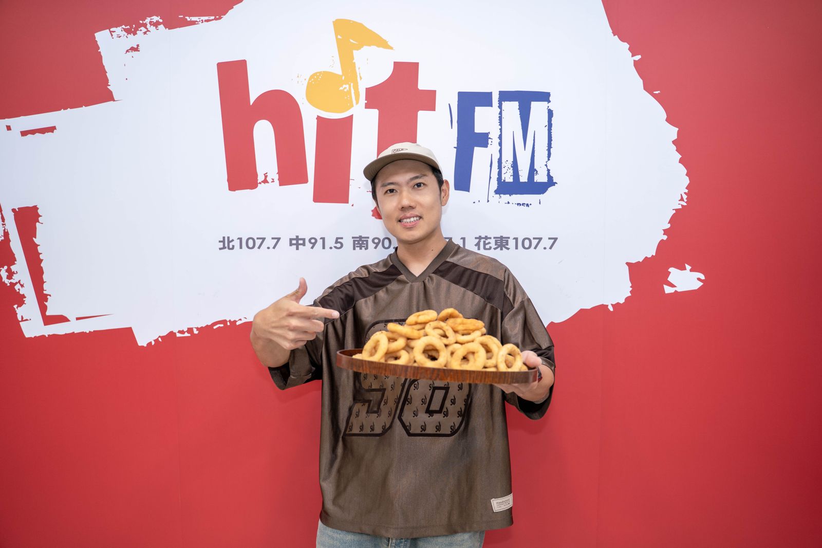 洋蔥「瘦到褲子快掉」!月跑200公里 首登SOLO舞台超焦慮