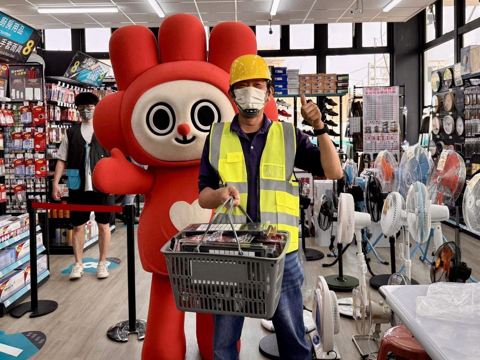 五金行也能開到像超商？ 離百店只差一步振宇搶當線上線下五金修繕王 