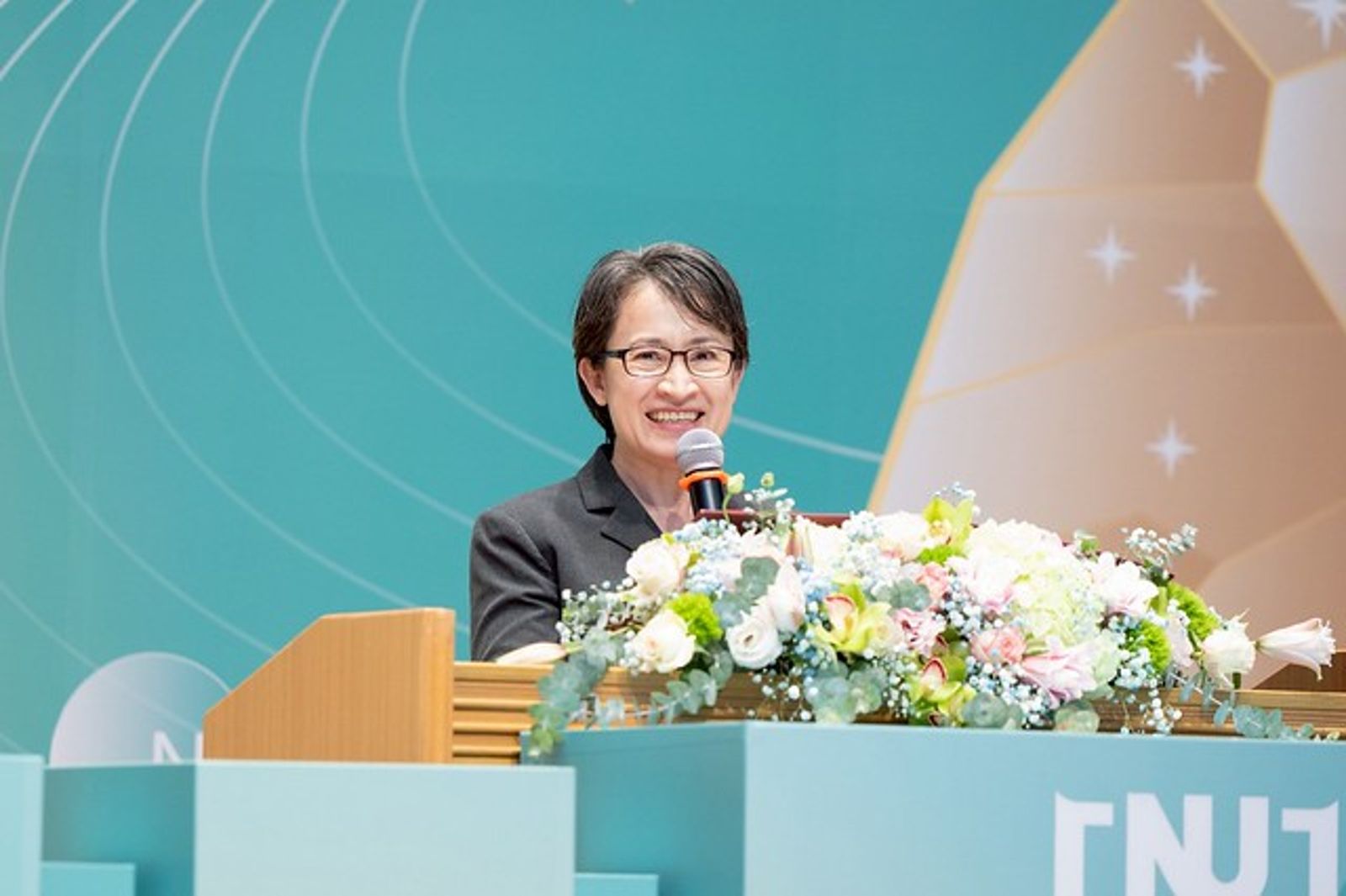 自曝大學選填2理科 蕭美琴笑喊:曾後悔是不是走錯行