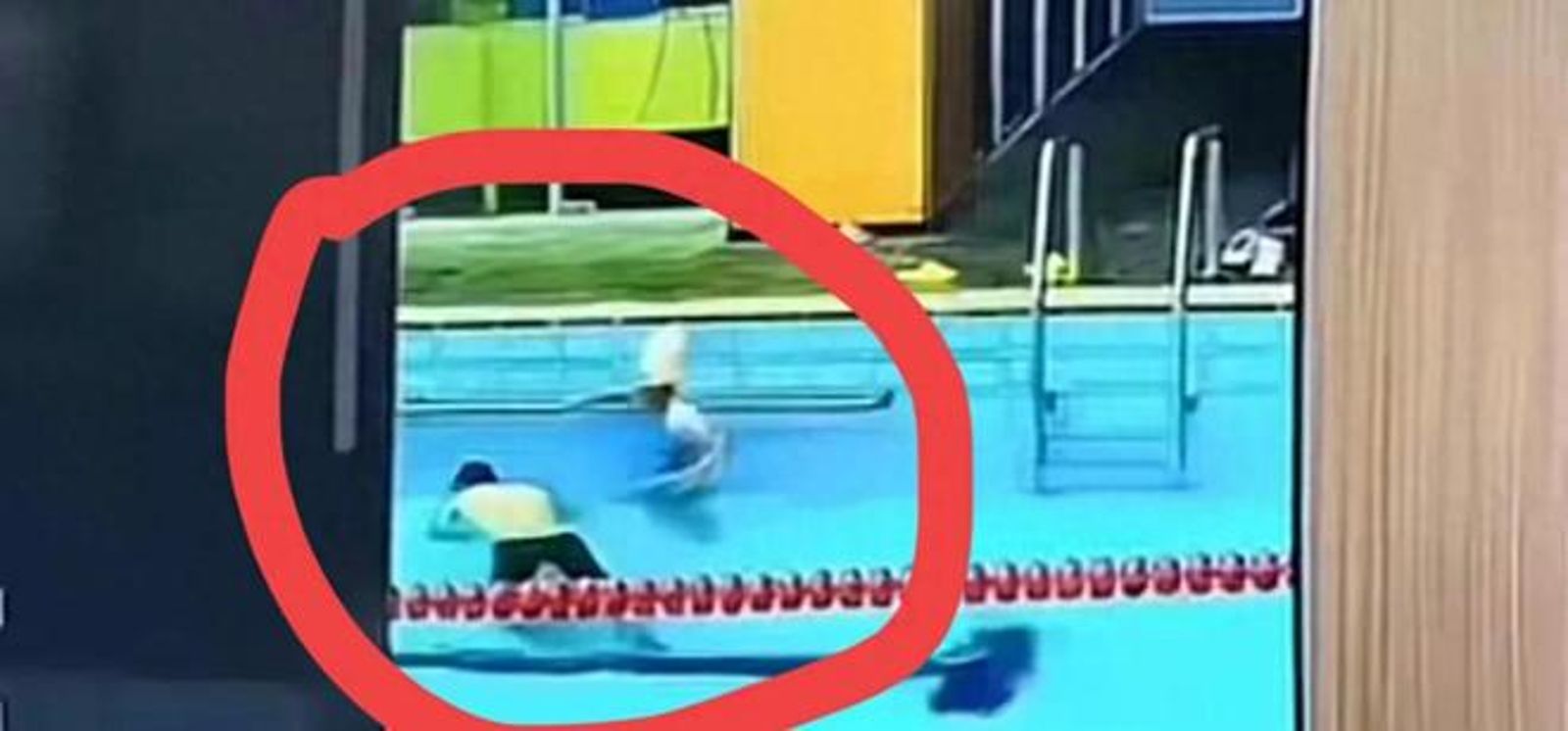 教女兒跳水卻一去不回!36歲體育老師「撞斷頸椎亡」…家屬怒批「16分鐘無人救」